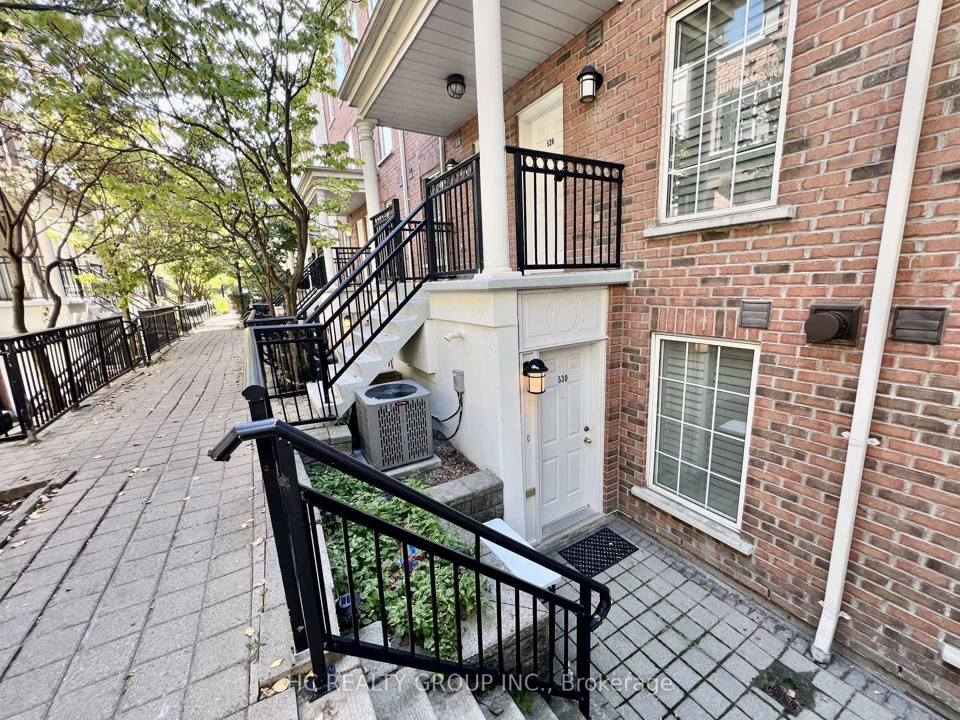 3 Everson Drive Unit 530, Willowdale / Newtonbrook, ON M2N 7C2 - Photo 1