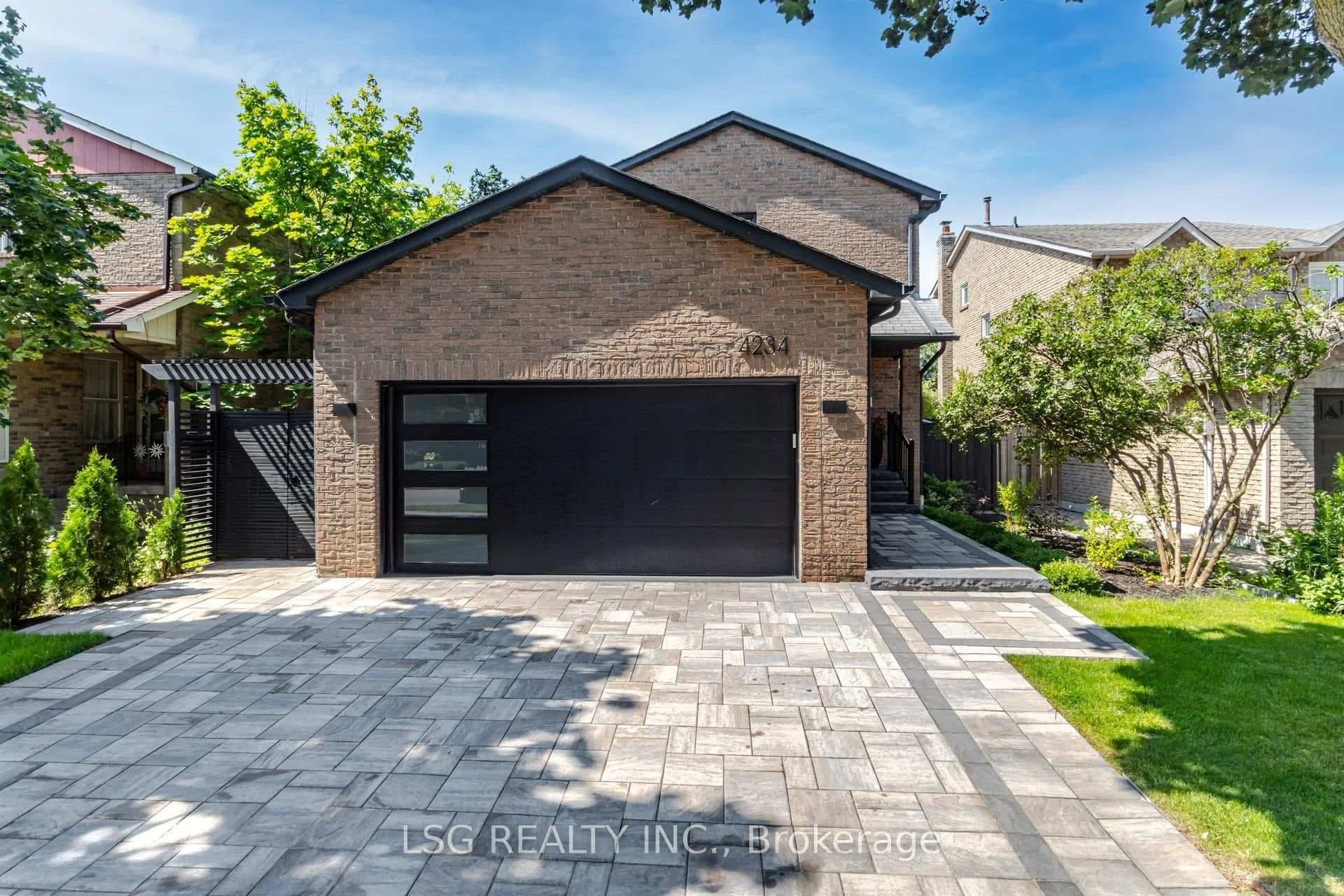 4234 Sunflower Drive, Mississauga, ON L5L 2L5 - Photo 1