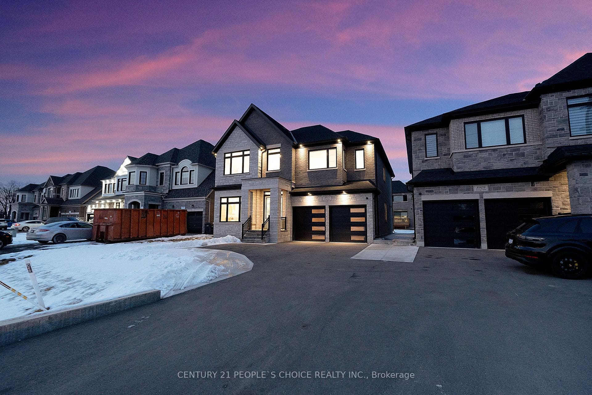 8915 Heritage Road Unit Upper, Brampton, ON L6Y 0E4 - Photo 1