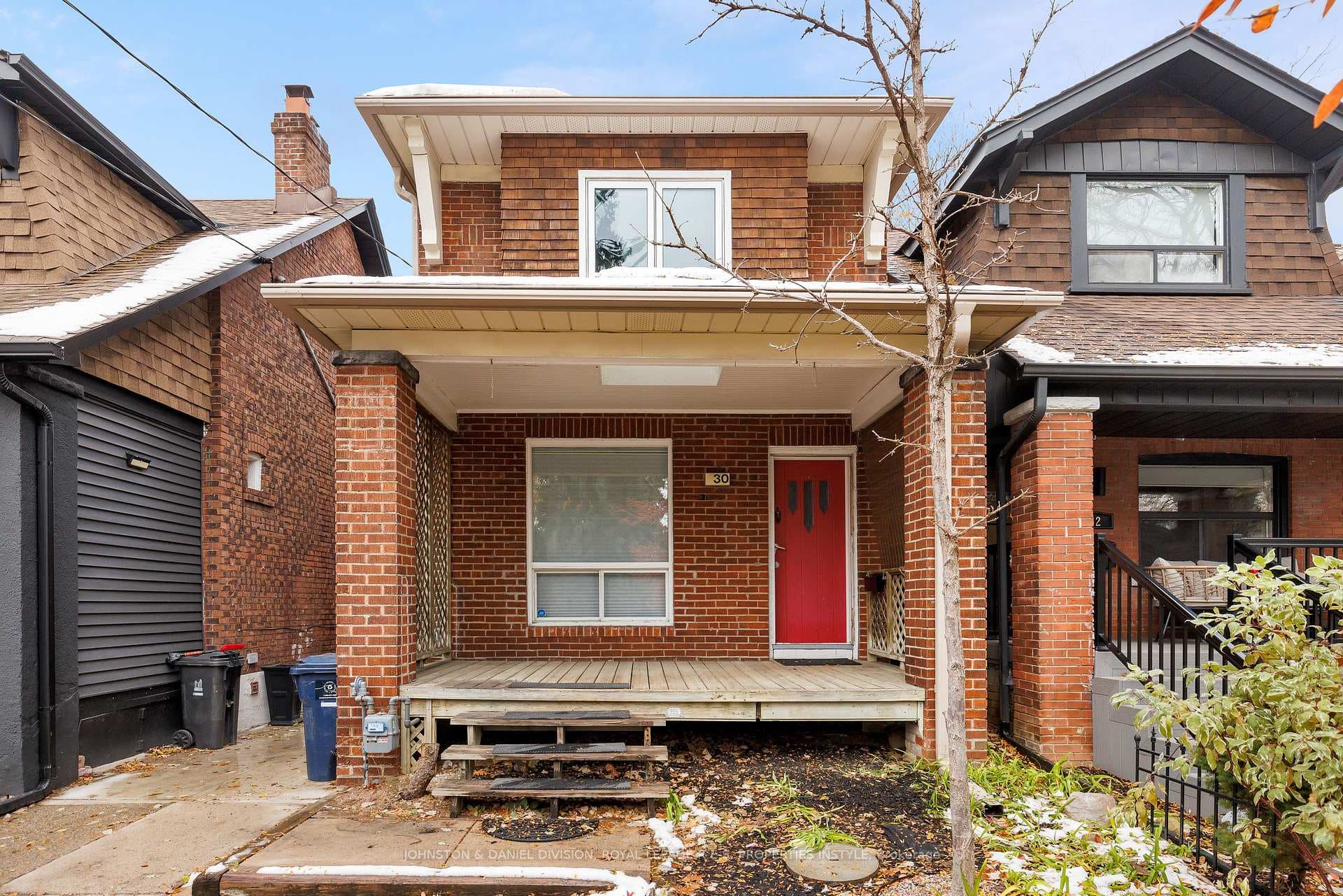 30 Mortimer Avenue, Danforth / East York, ON M4K 1Z8 - Photo 1