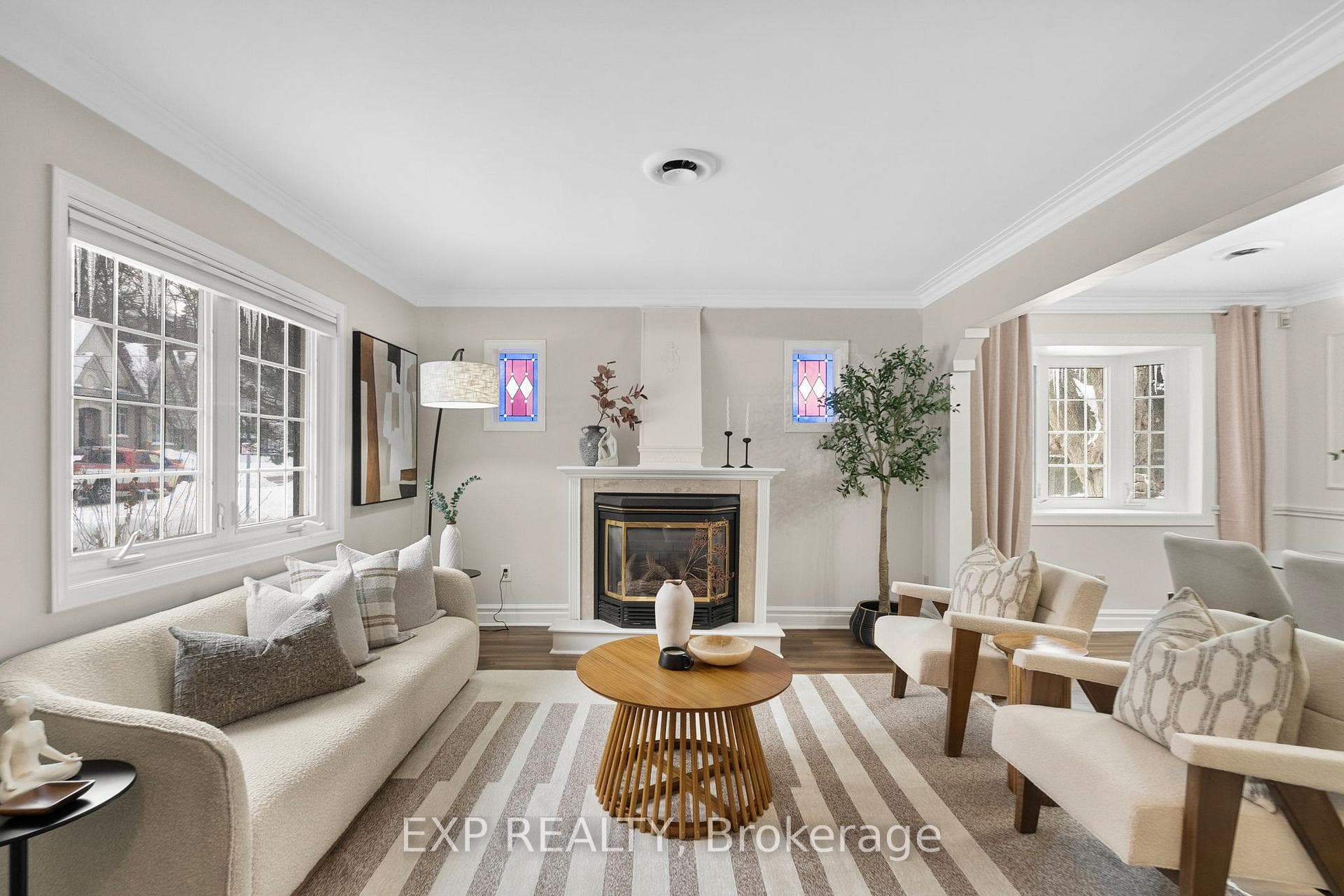 127 South Kingsway N/A, High Park / Junction / Roncesvalles, ON M6S 3T5 - Photo 1
