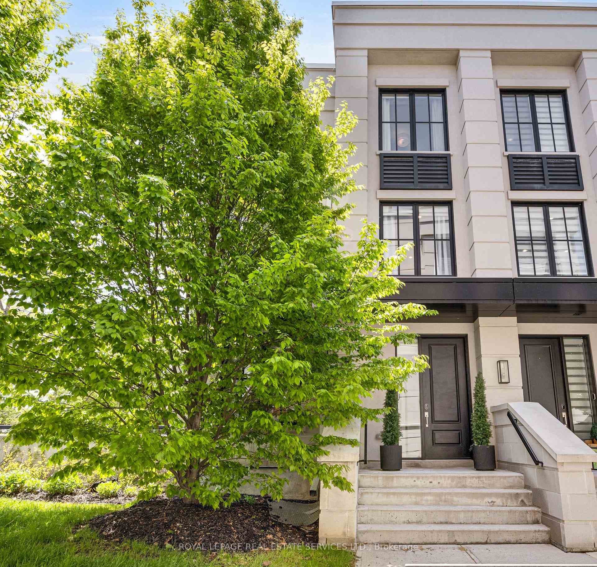 1195 Gooseberry Lane Unit 301, Mississauga, ON L5G 0B7 - Photo 1