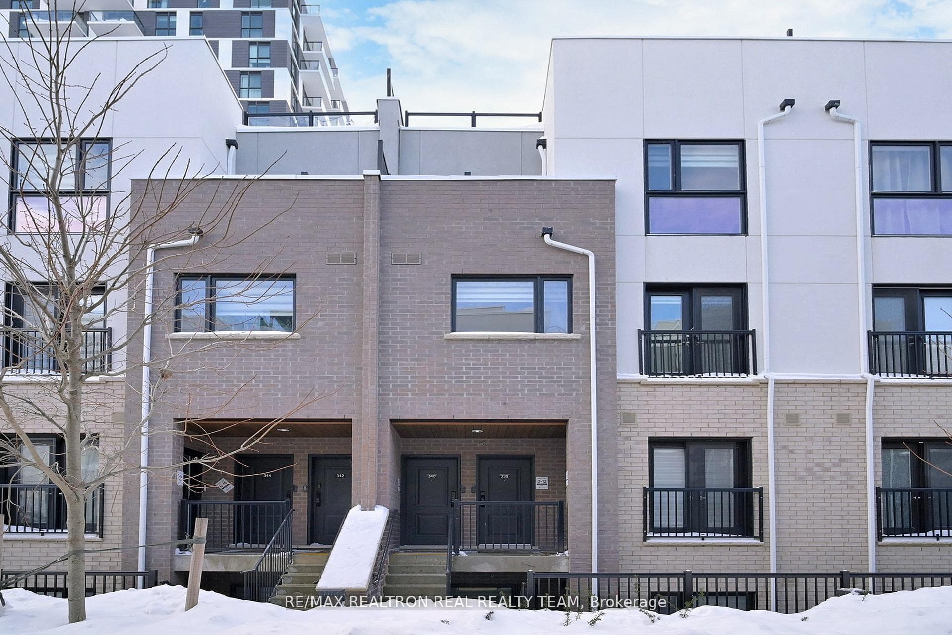 349 Wheat Boom Drive Unit 338, Oakville, ON L6H 7X5 - Photo 1