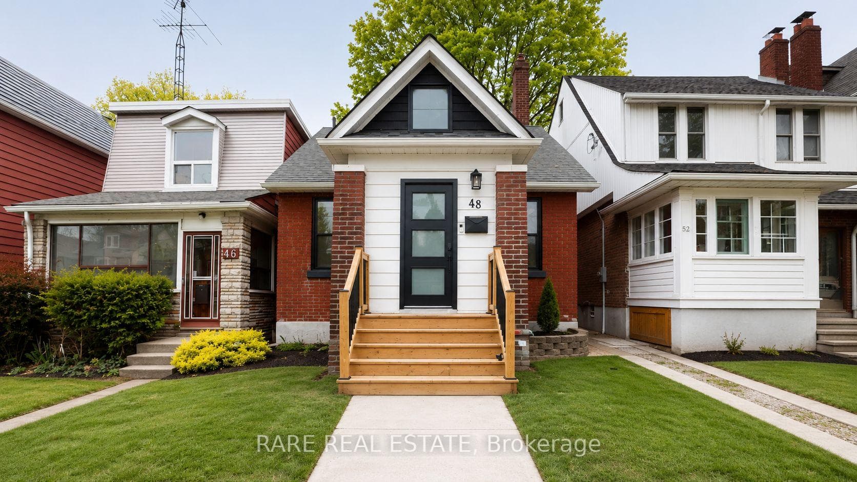 48 Redwood Avenue, Toronto E01
