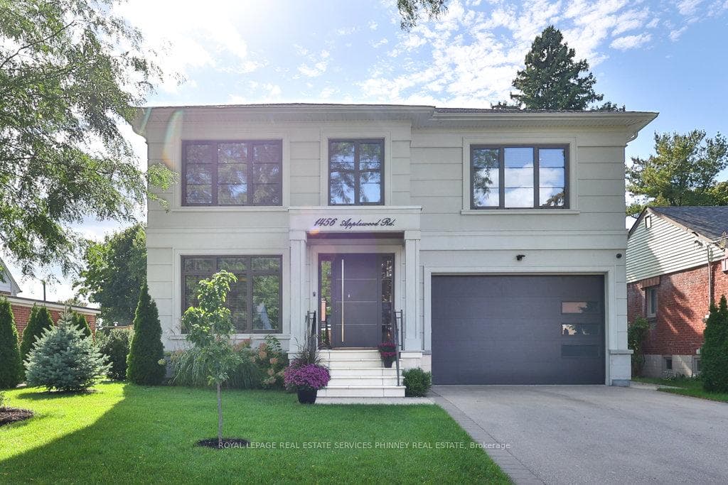 1456 Applewood Road, Mississauga, ON L5E 2M1 - Photo 1