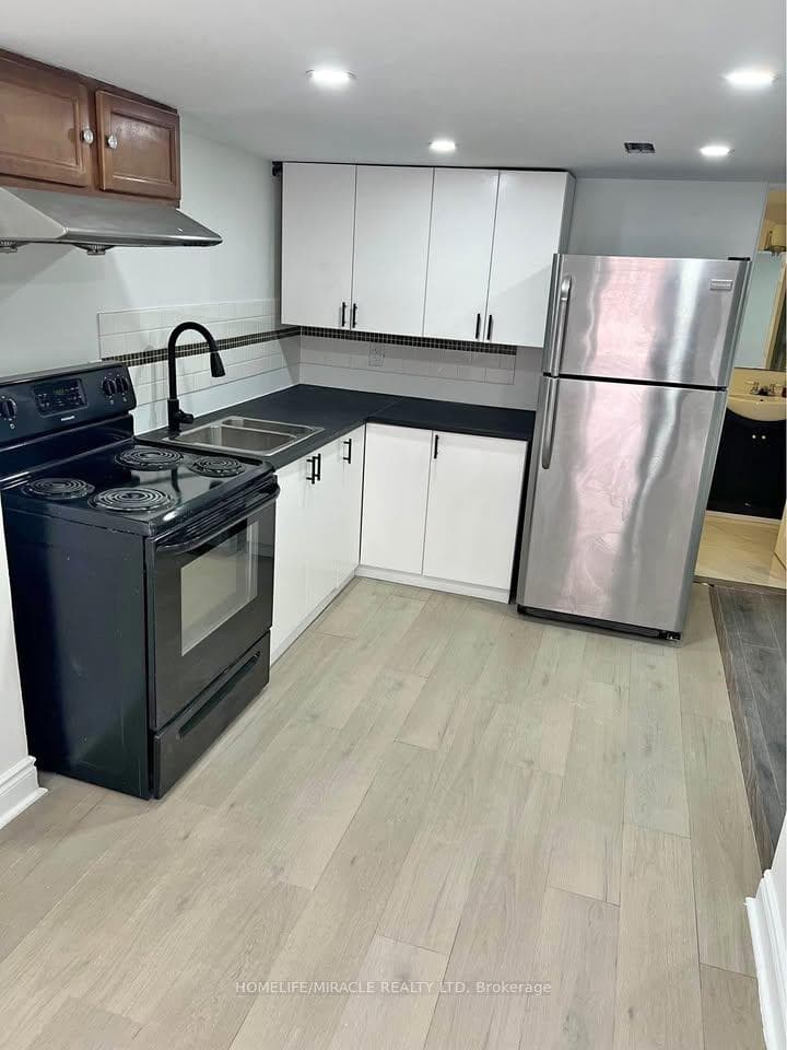 17 Portrush Trail, Brampton, ON L6X 0R4 - Photo 1