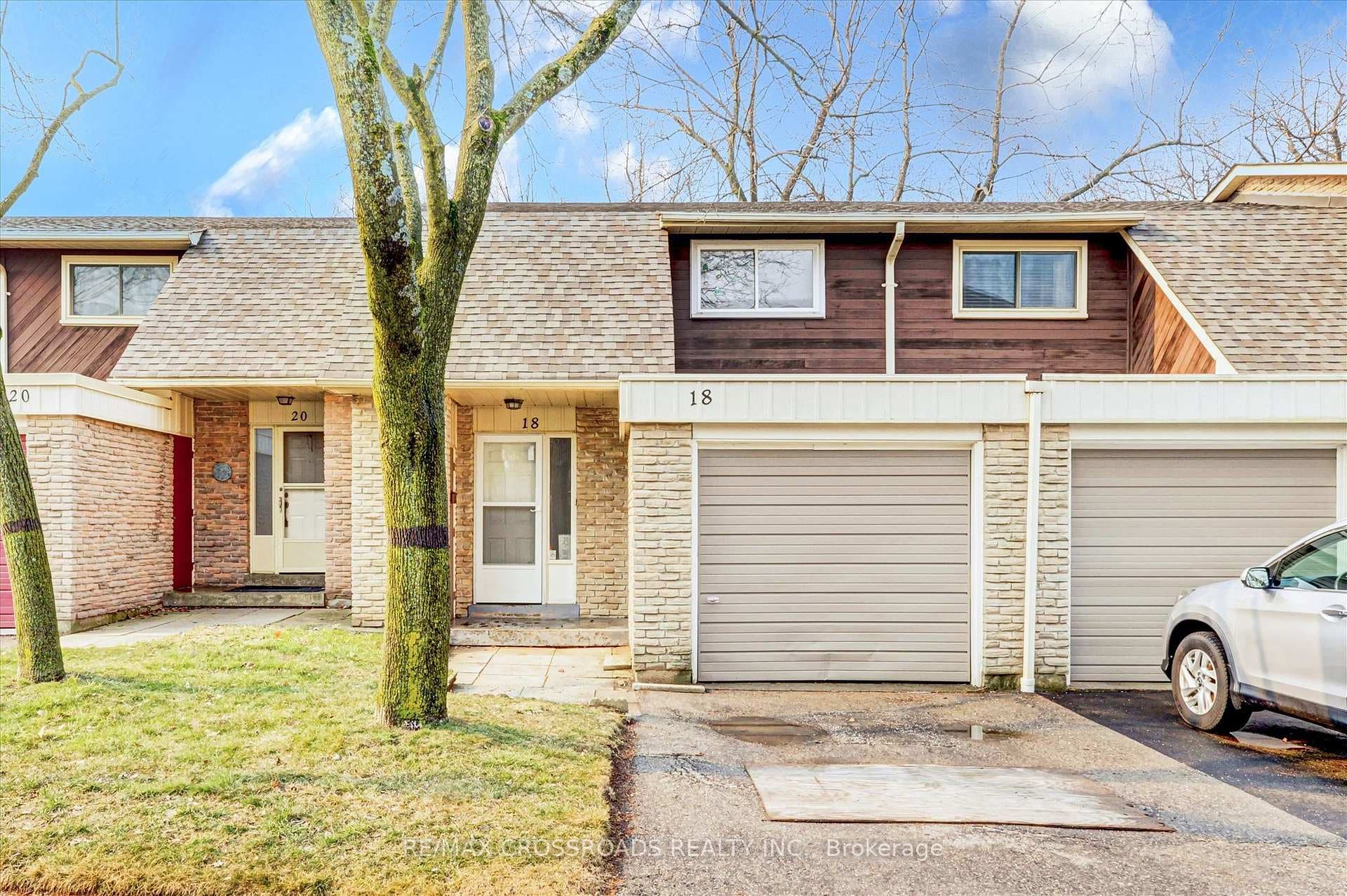 331 Military Trail Unit 18, Scarborough (West Hill / Highland Creek), ON M1E 4E3 - Photo 1