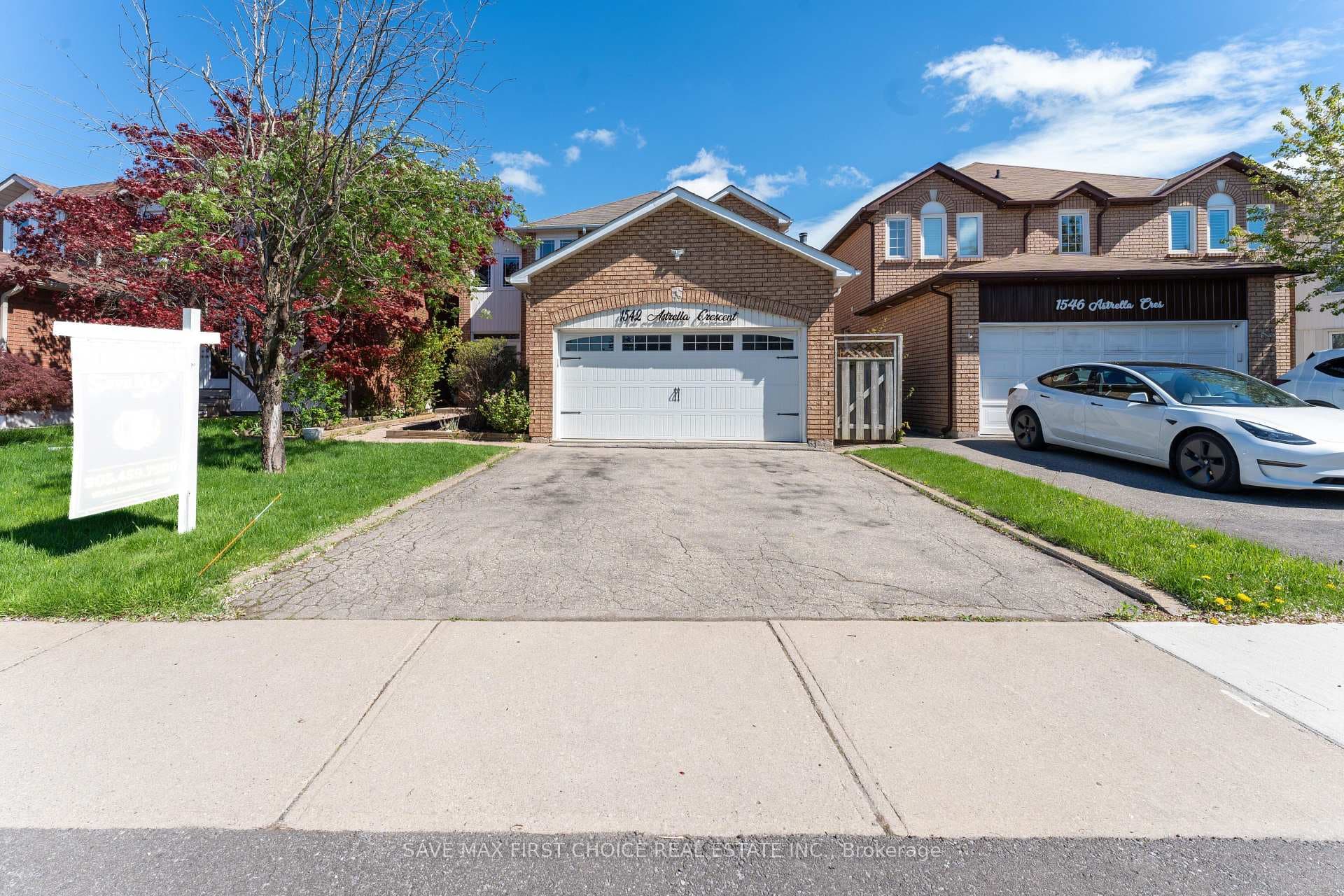 1542 Astrella Crescent, Mississauga