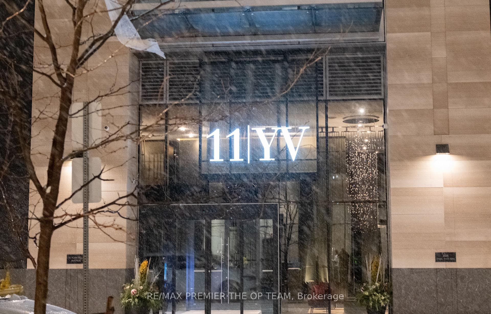 11 Yorkville Avenue Unit 1501, Annex / Yorkville / Summerhill, ON M4W 1L2 - Photo 1