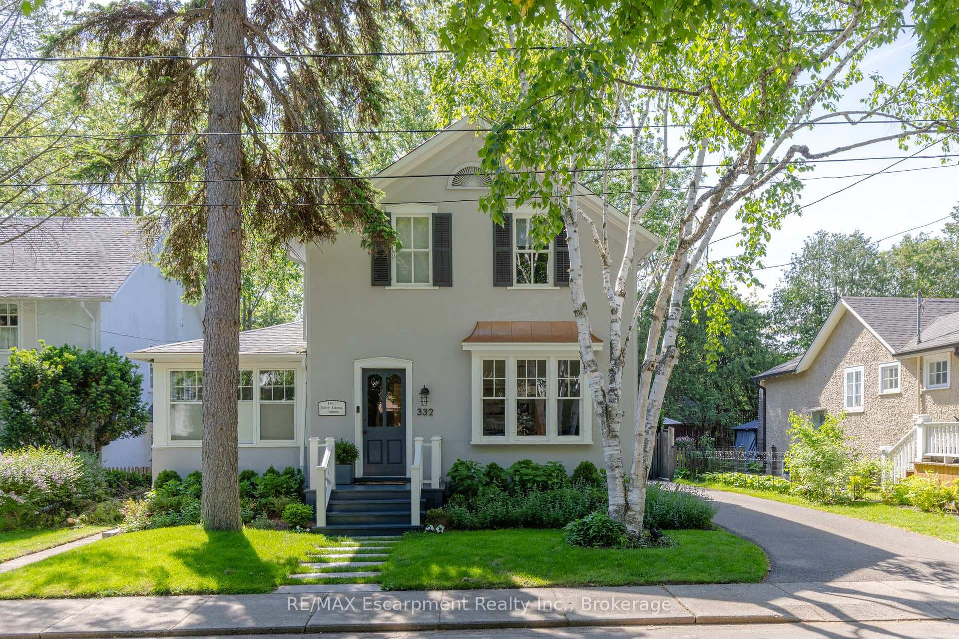 332 Palmer Avenue, Oakville, ON L6J 1T3 - Photo 1