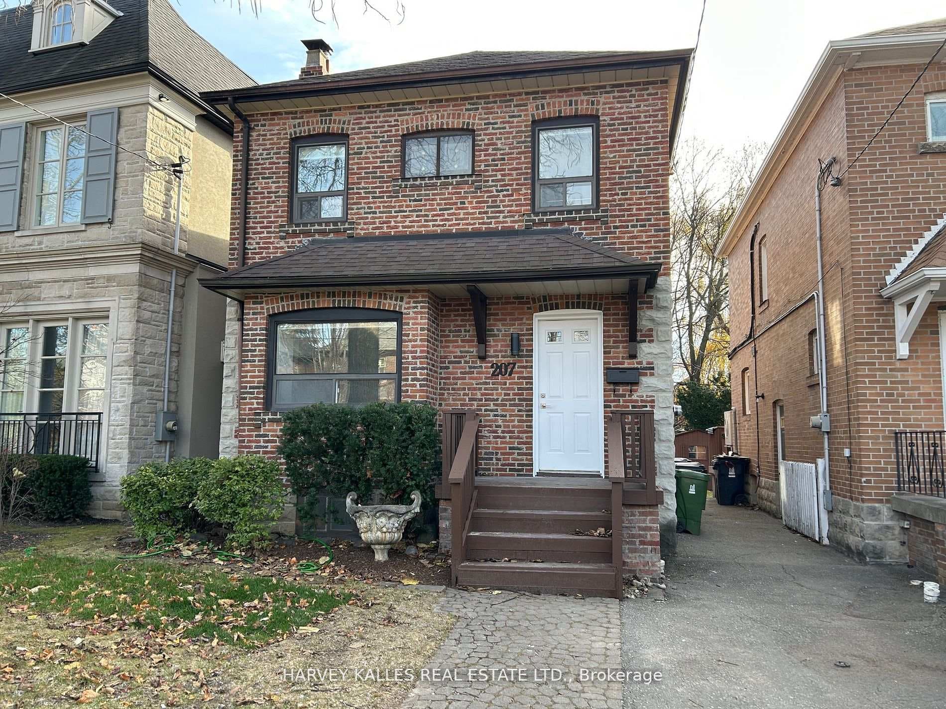 207 Old Orchard Grove, Lawrence Park / Bedford Park, ON M5M 2E6 - Photo 1