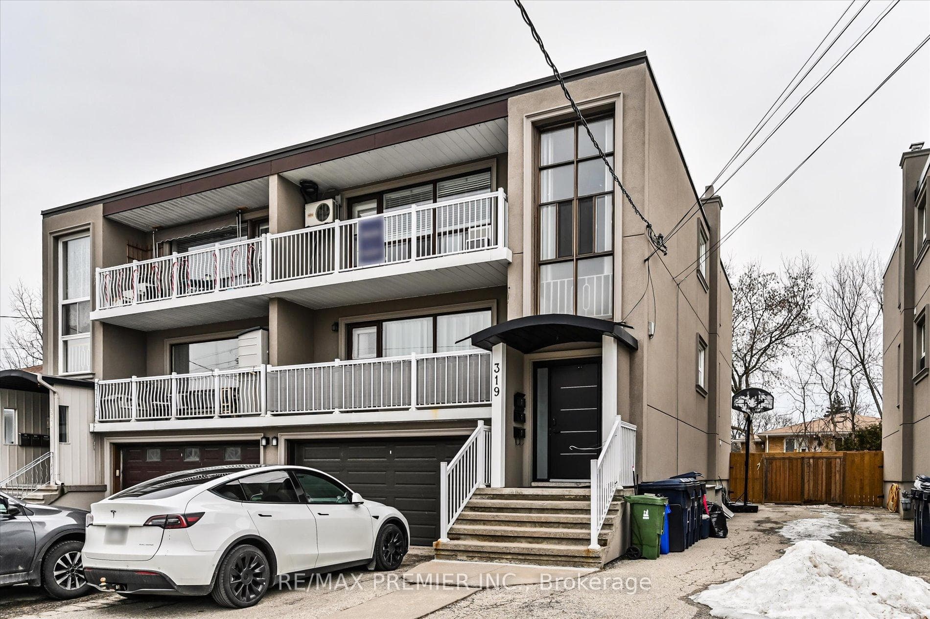 319 Wilmington Avenue Unit 3, North York (Bathurst Manor / Clanton Park), ON M3H 5K9 - Photo 1