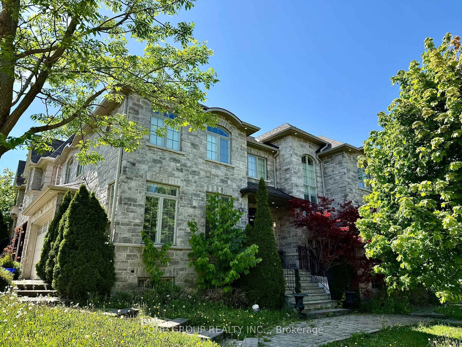 92 Grandview Avenue, Markham