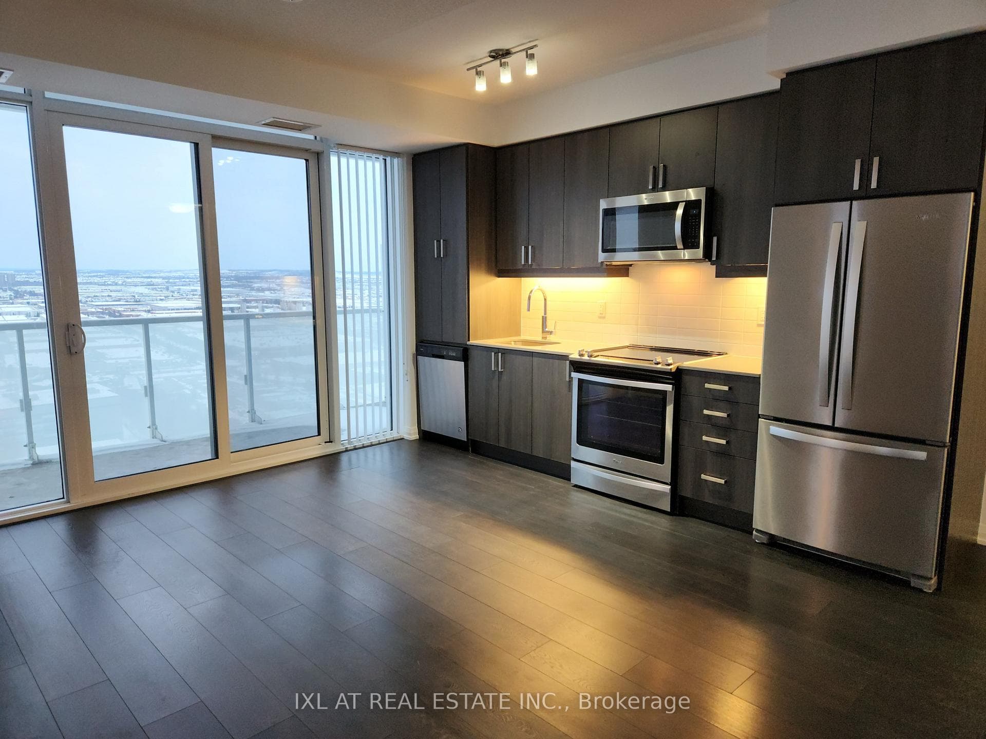 7895 JANE Street Unit 2813, Vaughan