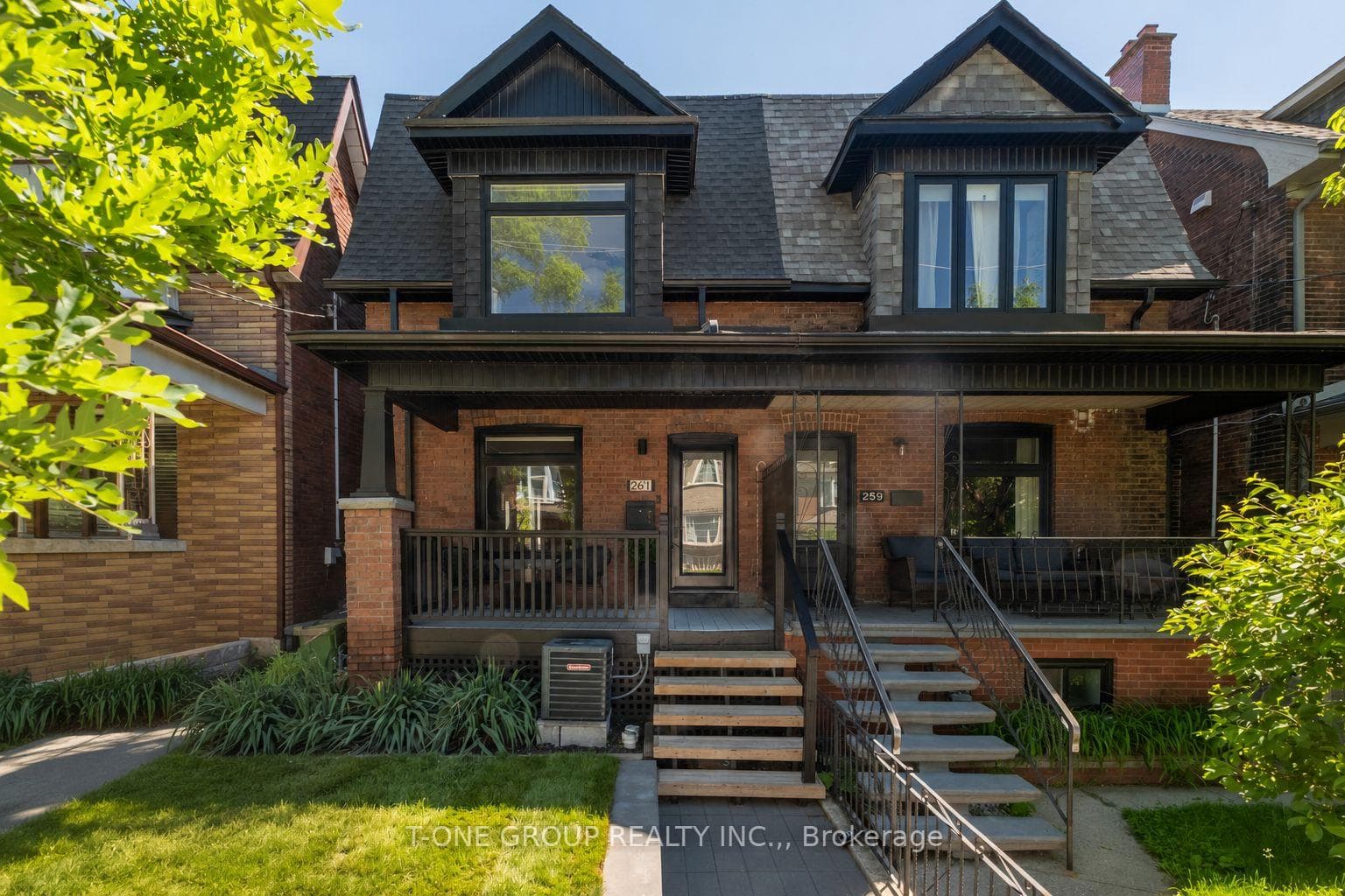261 Margueretta Street, Downtown Toronto / Waterfront, ON M6H 3S4 - Photo 1