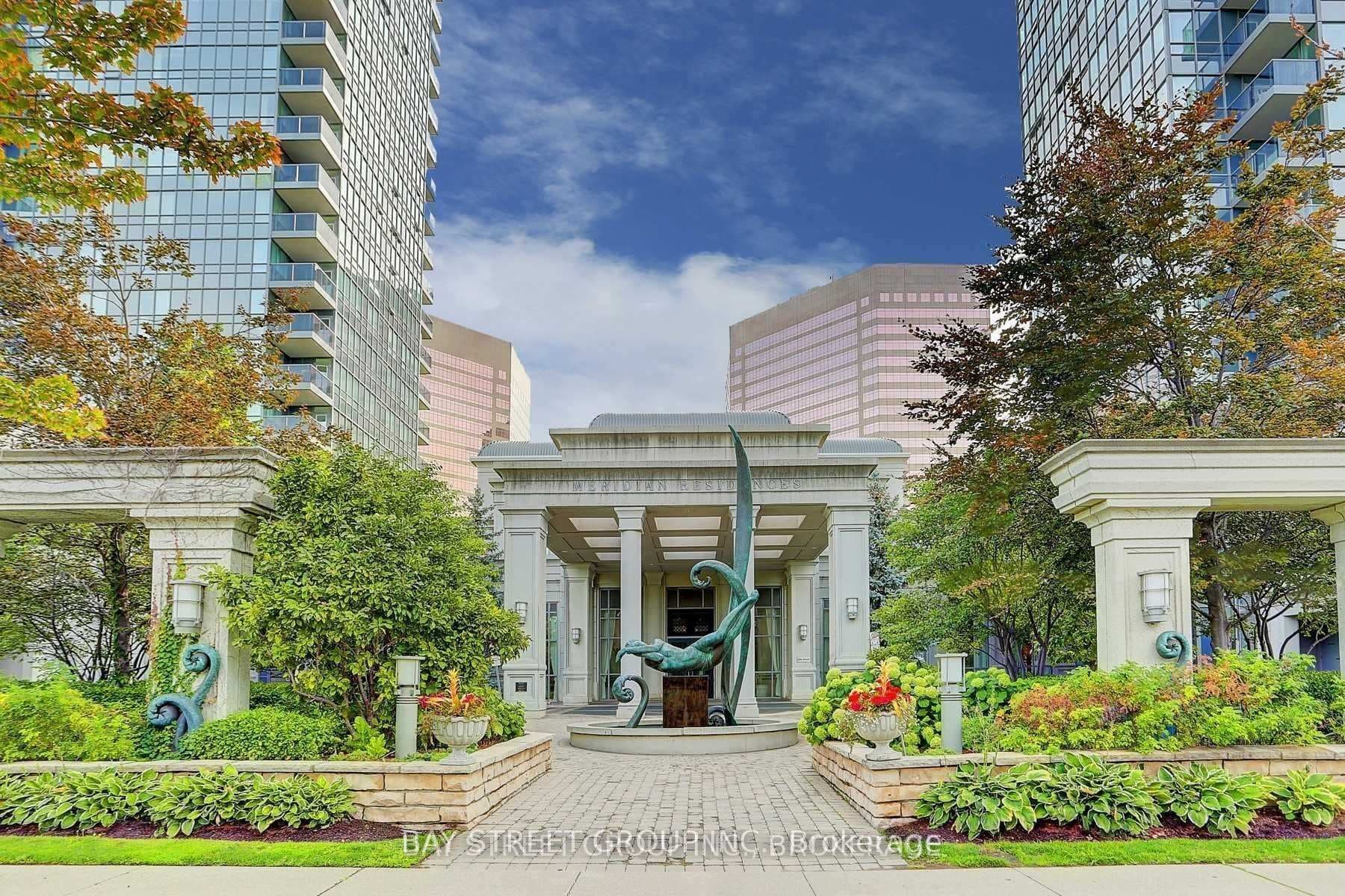 25 Greenview Avenue Unit 818, Thornhill / Willowdale, ON M2M 0A5 - Photo 1