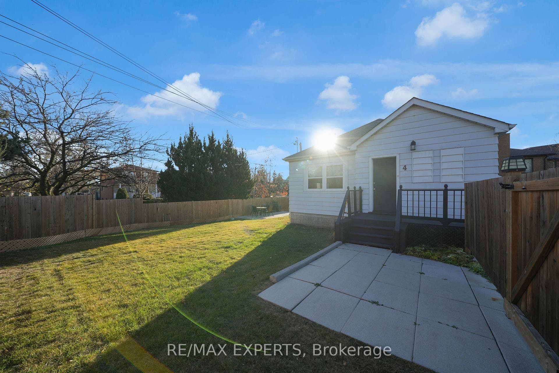 4 Larchmere Avenue, Downsview / Black Creek, ON M9L 2N1 - Photo 1