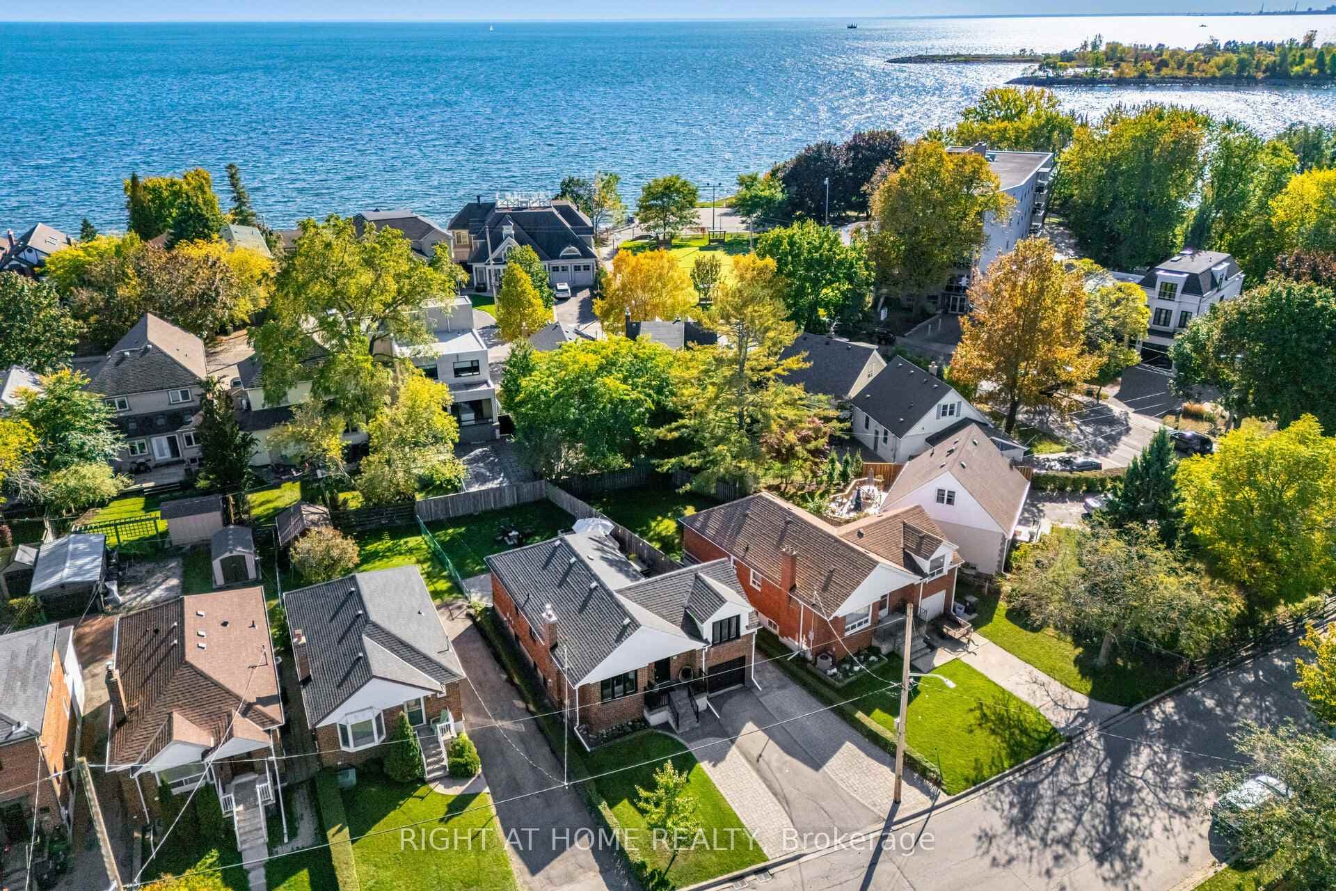 75 Emerald Crescent, Liberty Village / Parkdale / South Parkdale, ON M8V 2B5 - Photo 1