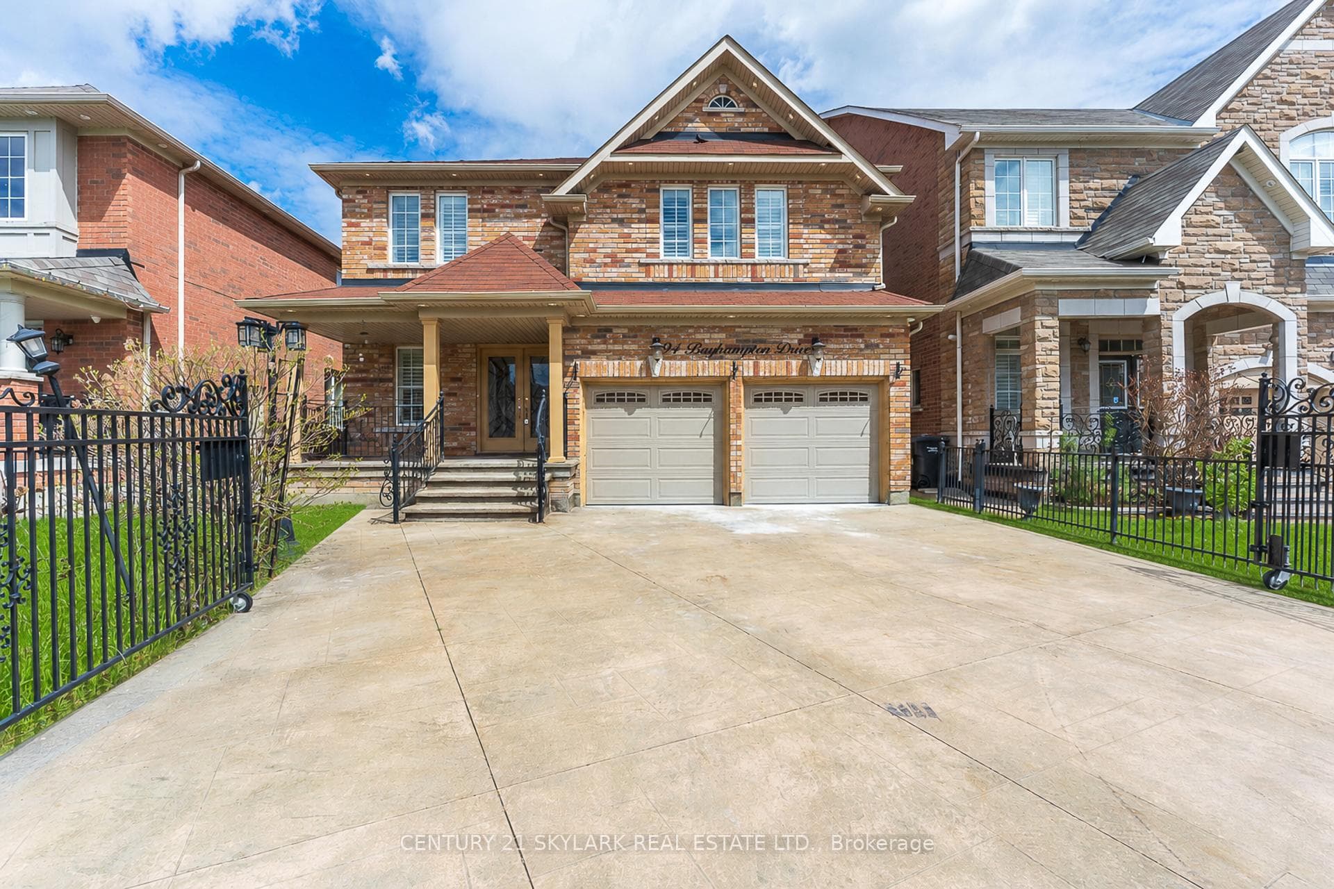 94 Bayhampton Drive, Brampton