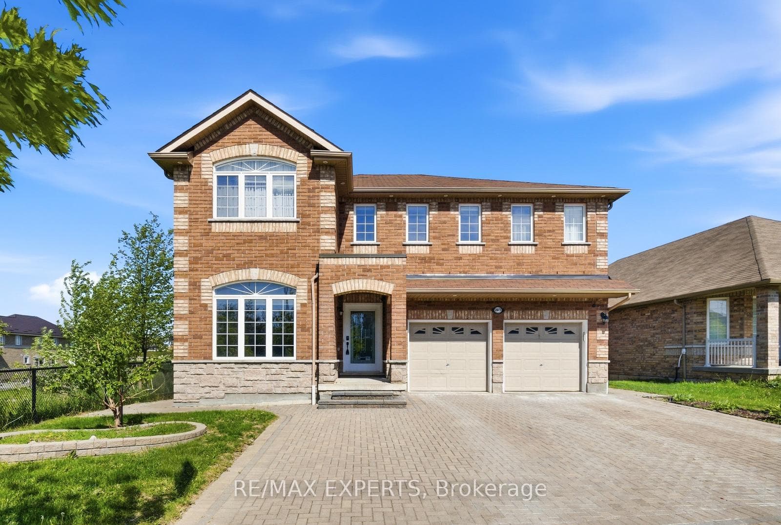 2071 Gibson Street, Innisfil, ON L9S 4B7 - Photo 1