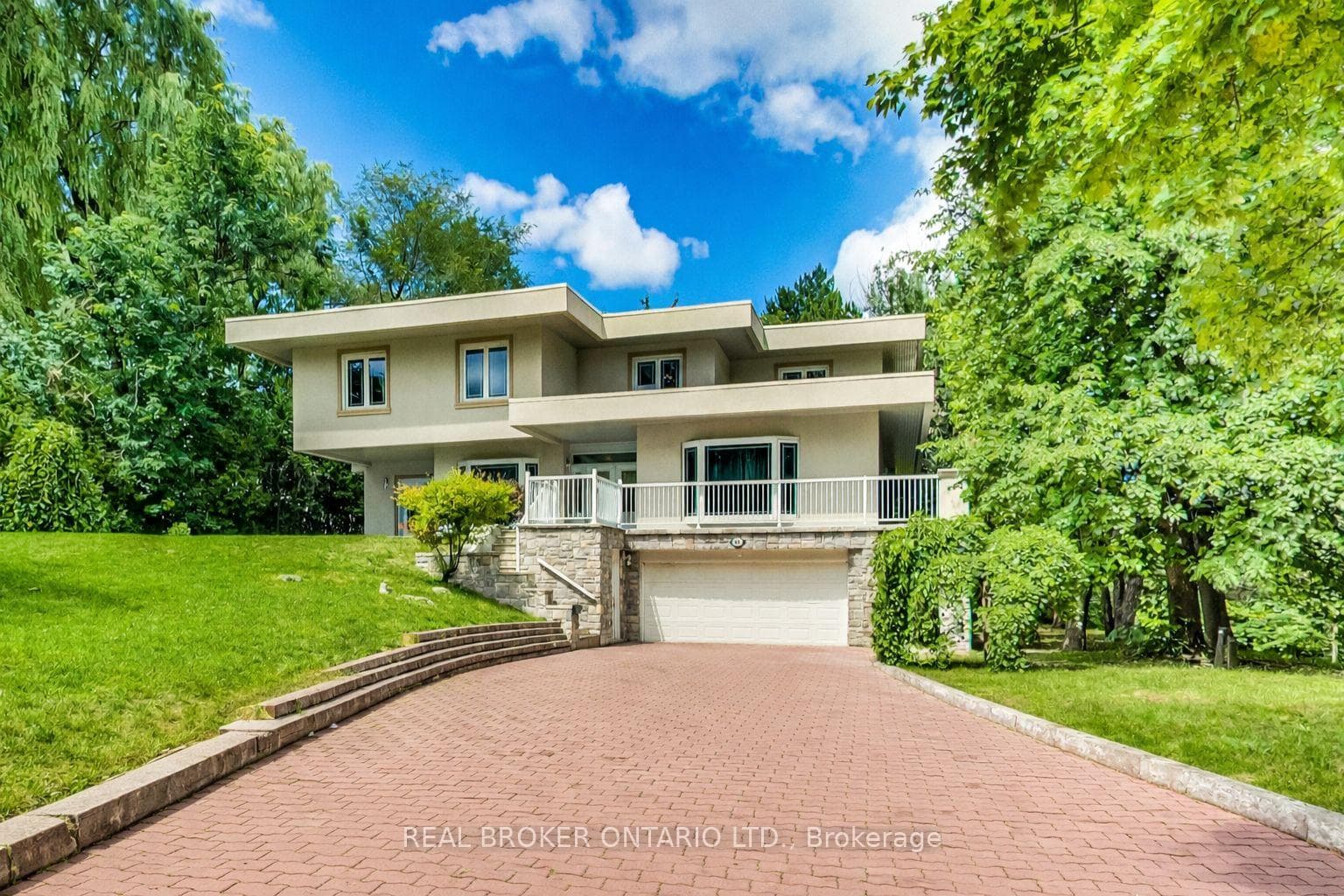 48 Silvergrove Road, Bridle Path / York Mills / Hoggs Hollow, ON M2L 2N6 - Photo 1