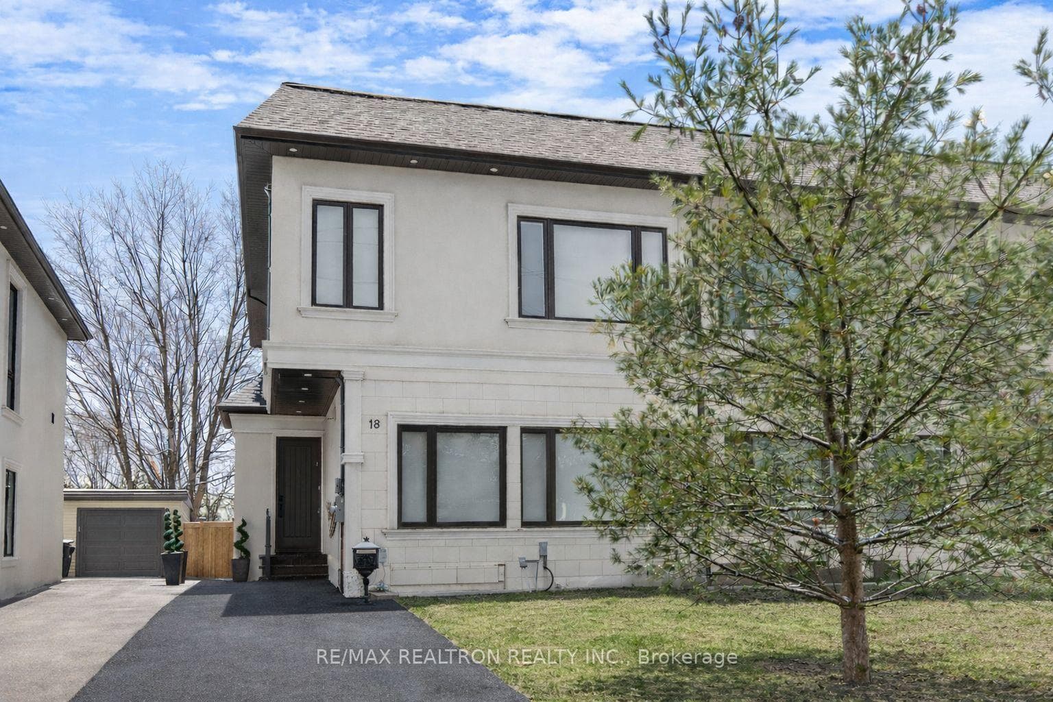18 Carscadden Drive, Thornhill / Willowdale, ON M2R 2A7 - Photo 1