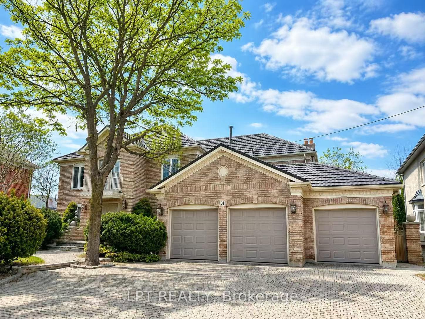 31 Glenayr Road, Richmond Hill, ON L4B 2G6 - Photo 1