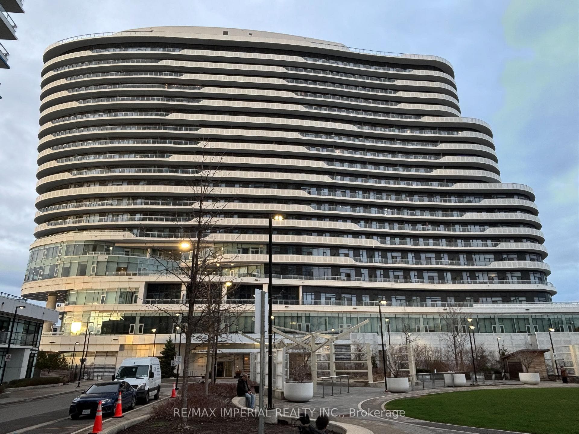 2520 Eglinton Avenue Unit 1607, Mississauga, ON L5M 0Y4 - Photo 1