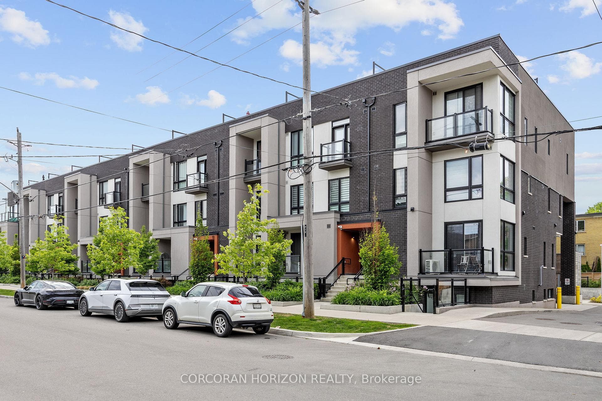 8 Marquette Avenue Unit 2, Lawrence Park / Bedford Park, ON M6A 0E1 - Photo 1