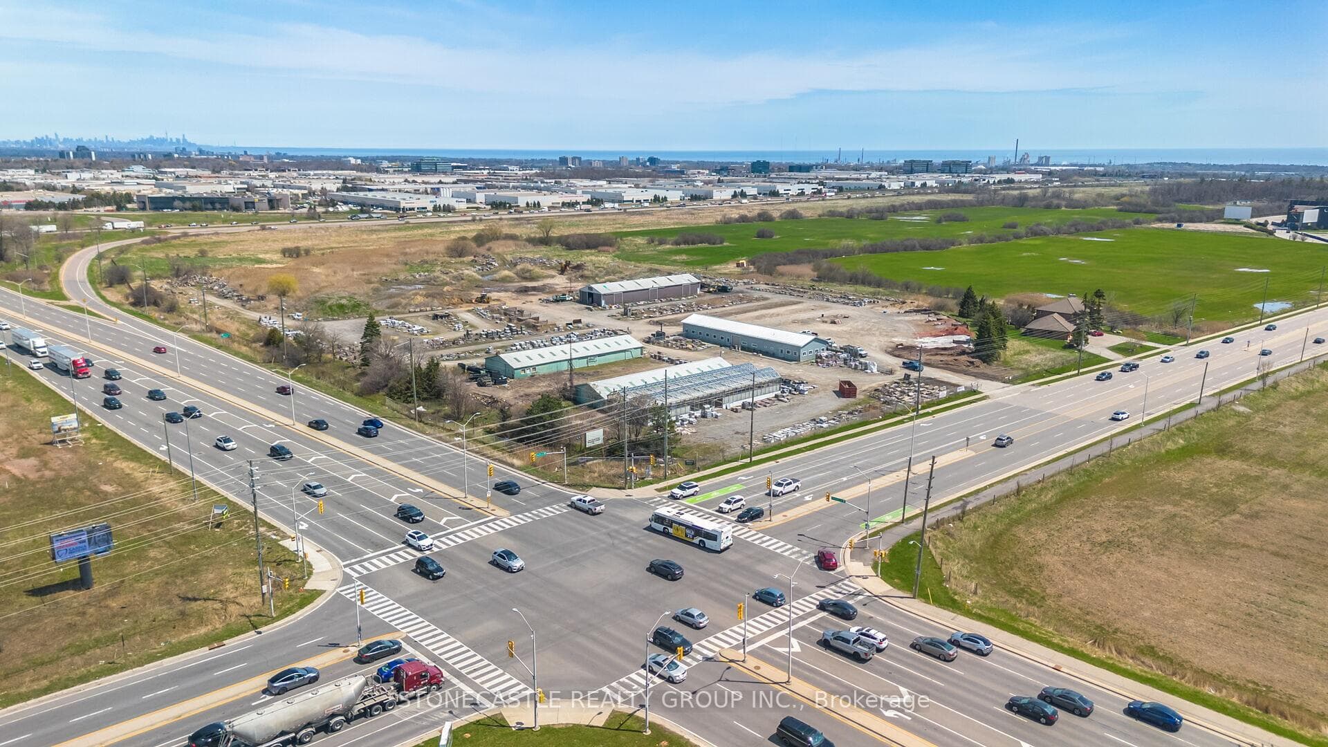 2018 Dundas Street, Oakville