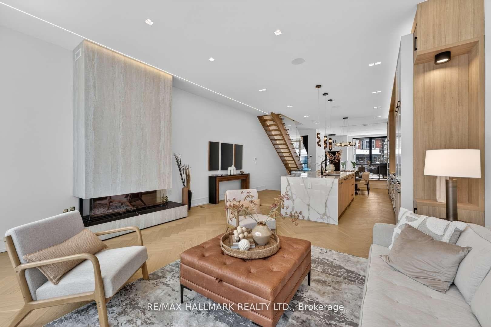 10 Wheeler Avenue, The Beaches / Upper Beaches, ON M4L 3V2 - Photo 1