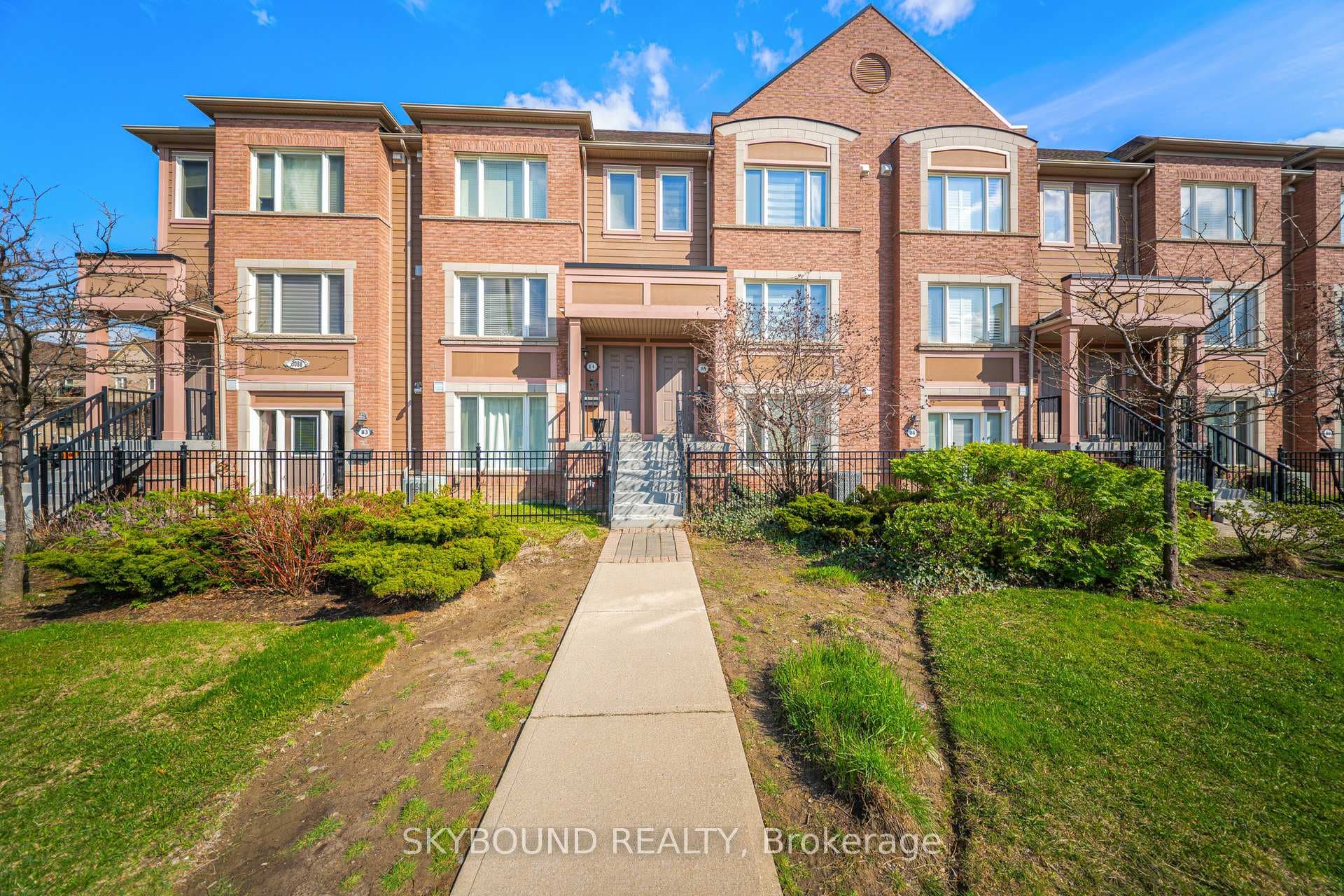 3088 Eglinton Avenue Unit 85, Mississauga, ON L5M 8C5 - Photo 1