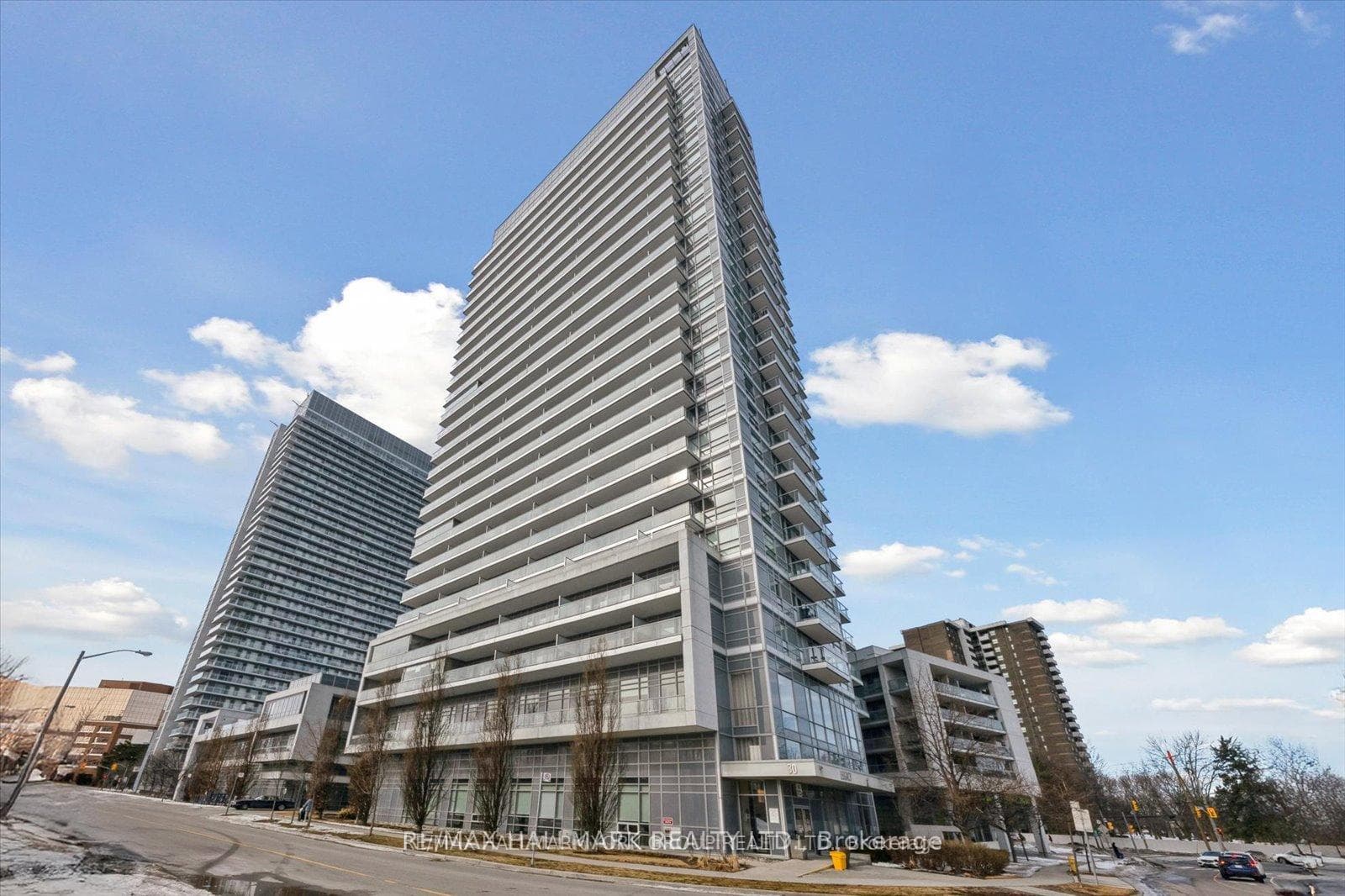 30 Herons Hill Way Unit 906, Hillcrest Village / Bayview Village, ON M2J 0A7 - Photo 1