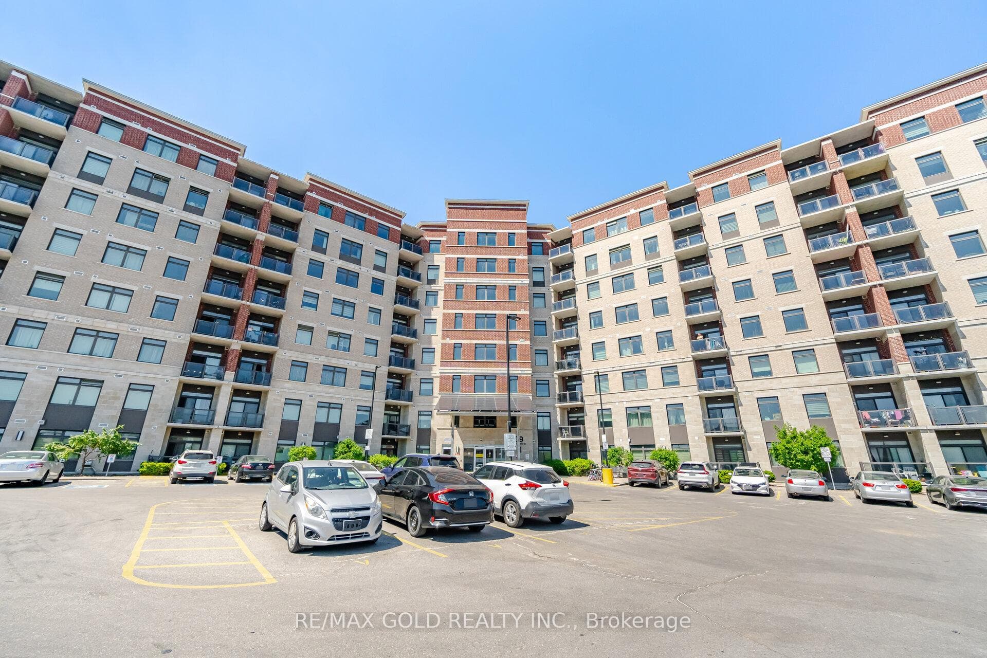 39 New Delhi Drive Unit 601, Markham, ON L3S 0E1 - Photo 1