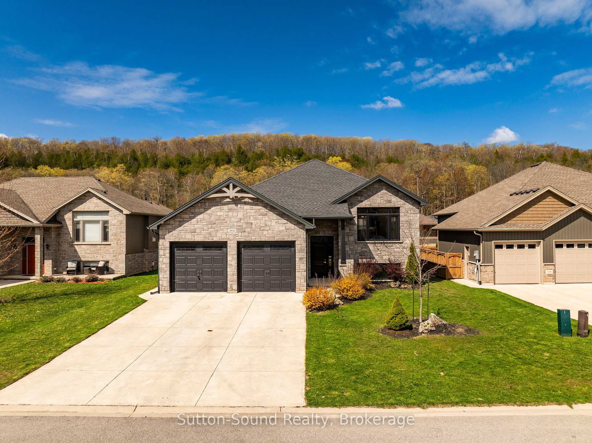 Up to 5 bedroom, Raised Bungalow