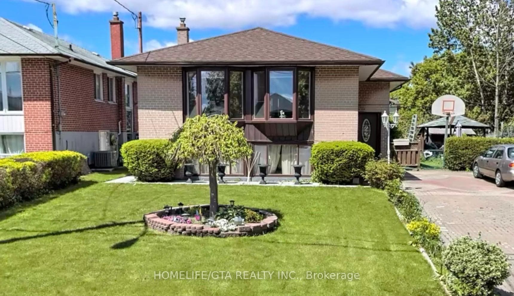 56 Samba Drive, Downsview / Black Creek, ON M9M 2N1 - Photo 1