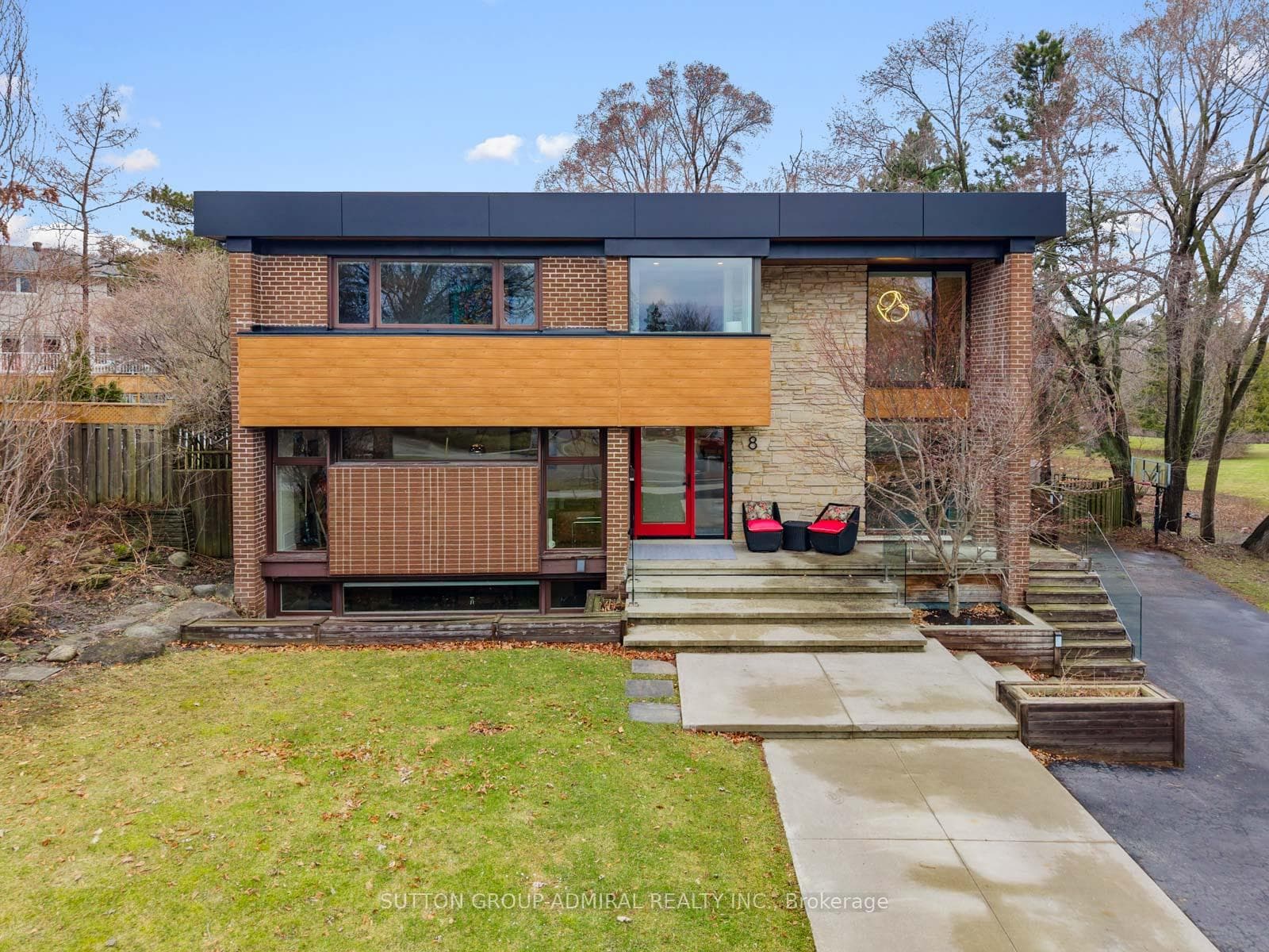 8 Foxdale Court, Hillcrest Village / Bayview Village, ON M2K 2P2 - Photo 1