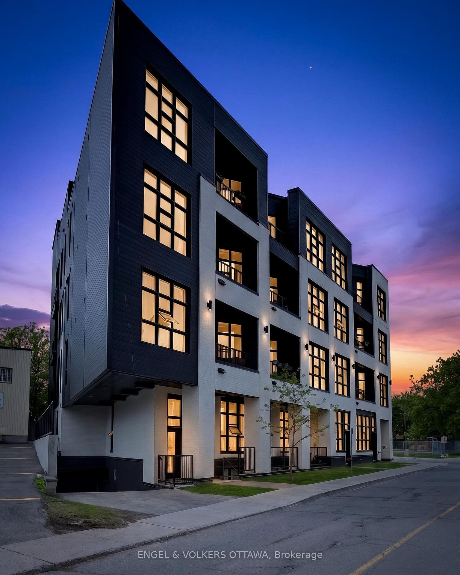 101 Pinhey Street Unit 102, West Centre Town, ON K1Y 1V9 - Photo 1