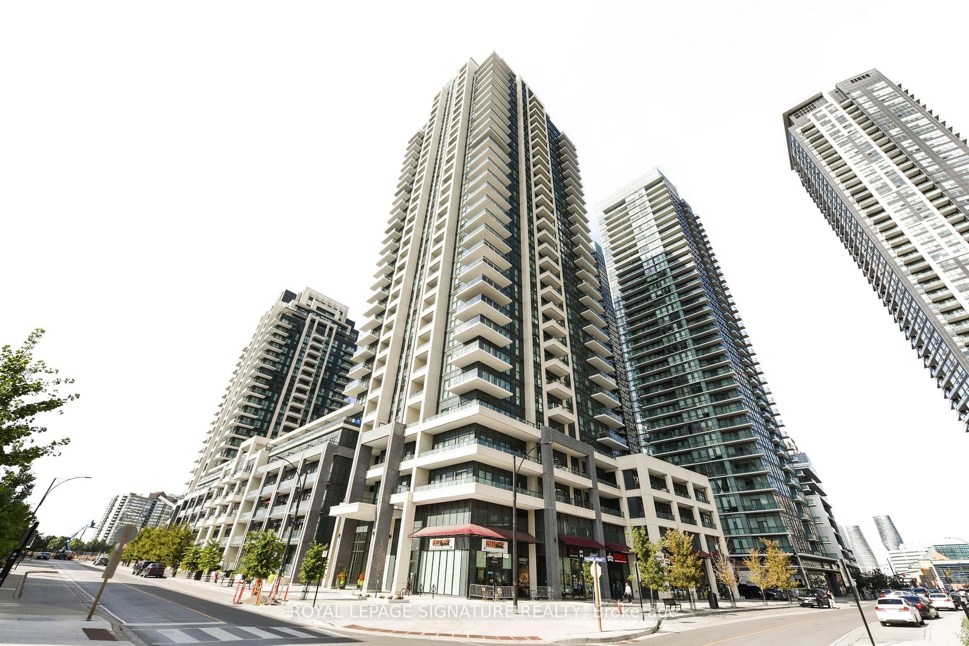 4055 Parkside Village Drive Unit PH3, Mississauga, ON L5B 0K8 - Photo 1