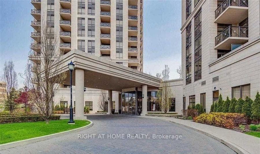 135 Wynford Drive Unit 209, Don Mills / Parkwoods / Victoria Village, ON M3C 0J4 - Photo 1