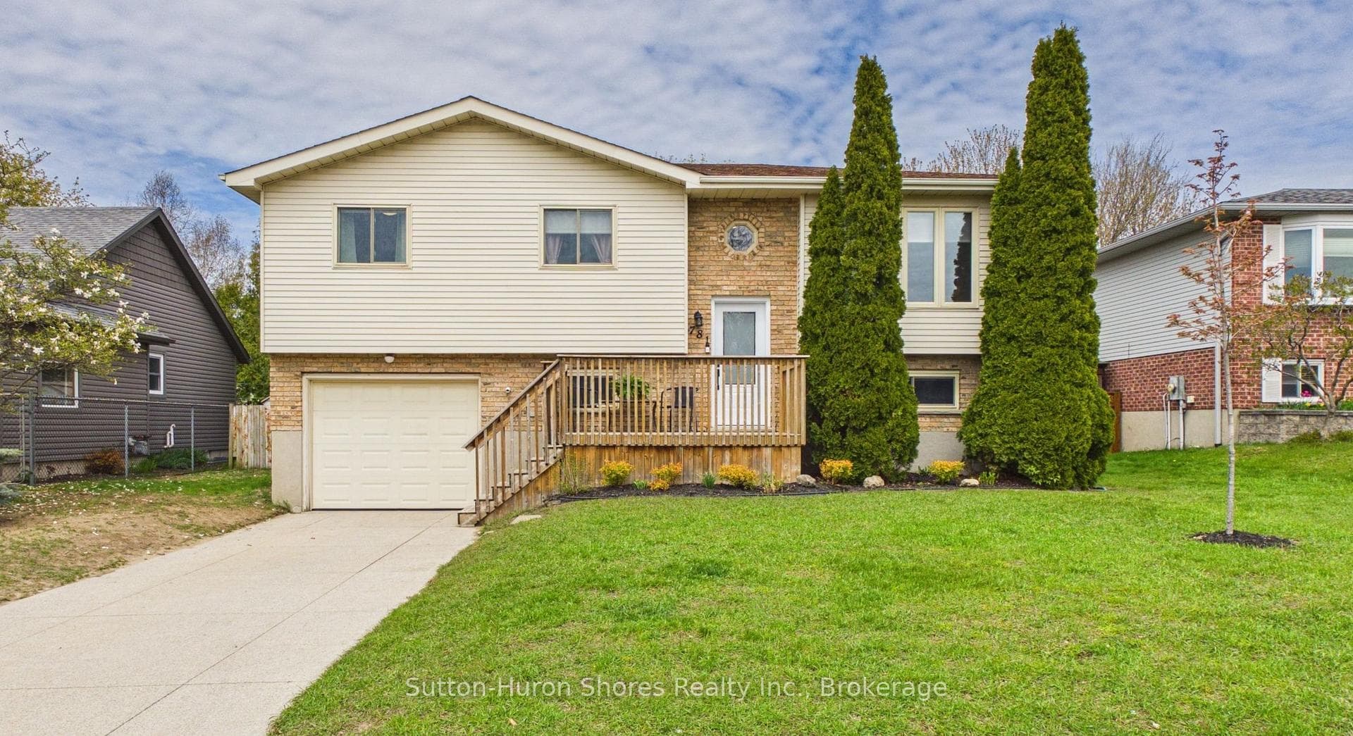 781 Bradford Street, Saugeen Shores