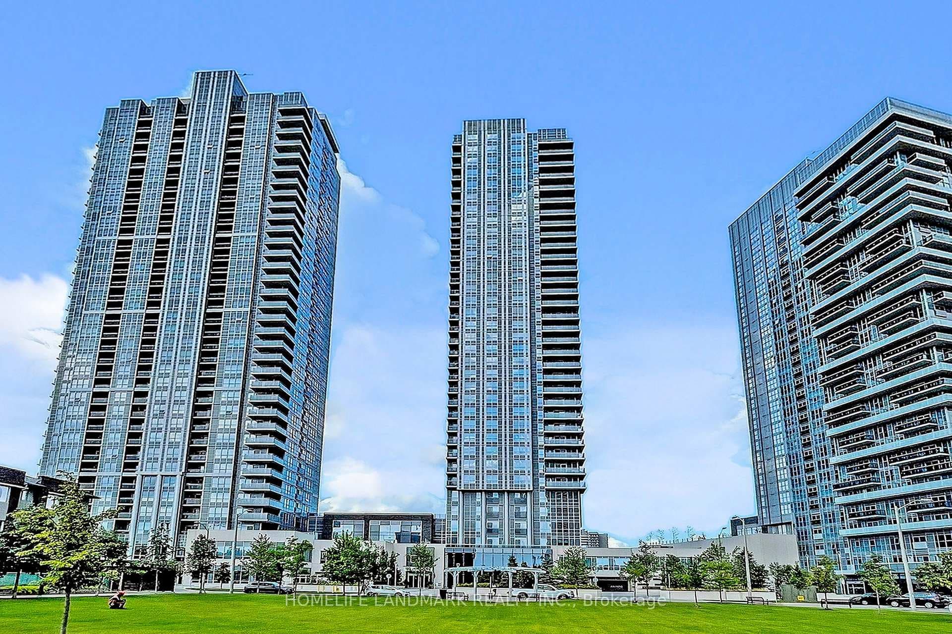 255 Village Green Square Unit 2106, Agincourt / Milliken, ON M1S 0L3 - Photo 1