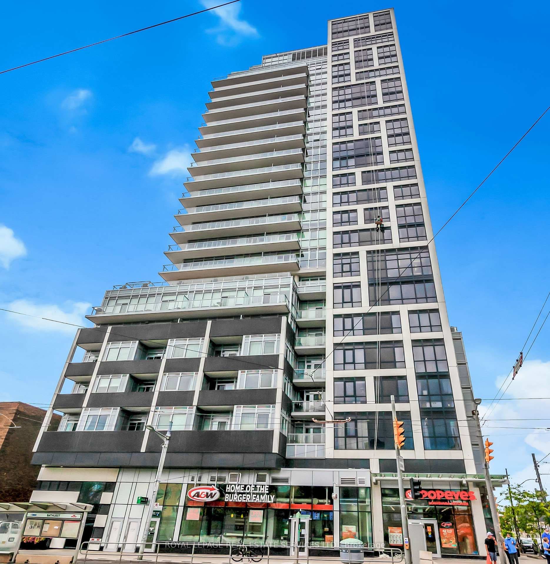 501 St Clair Avenue Unit 1104, Annex / Yorkville / Summerhill, ON M5P 0A2 - Photo 1