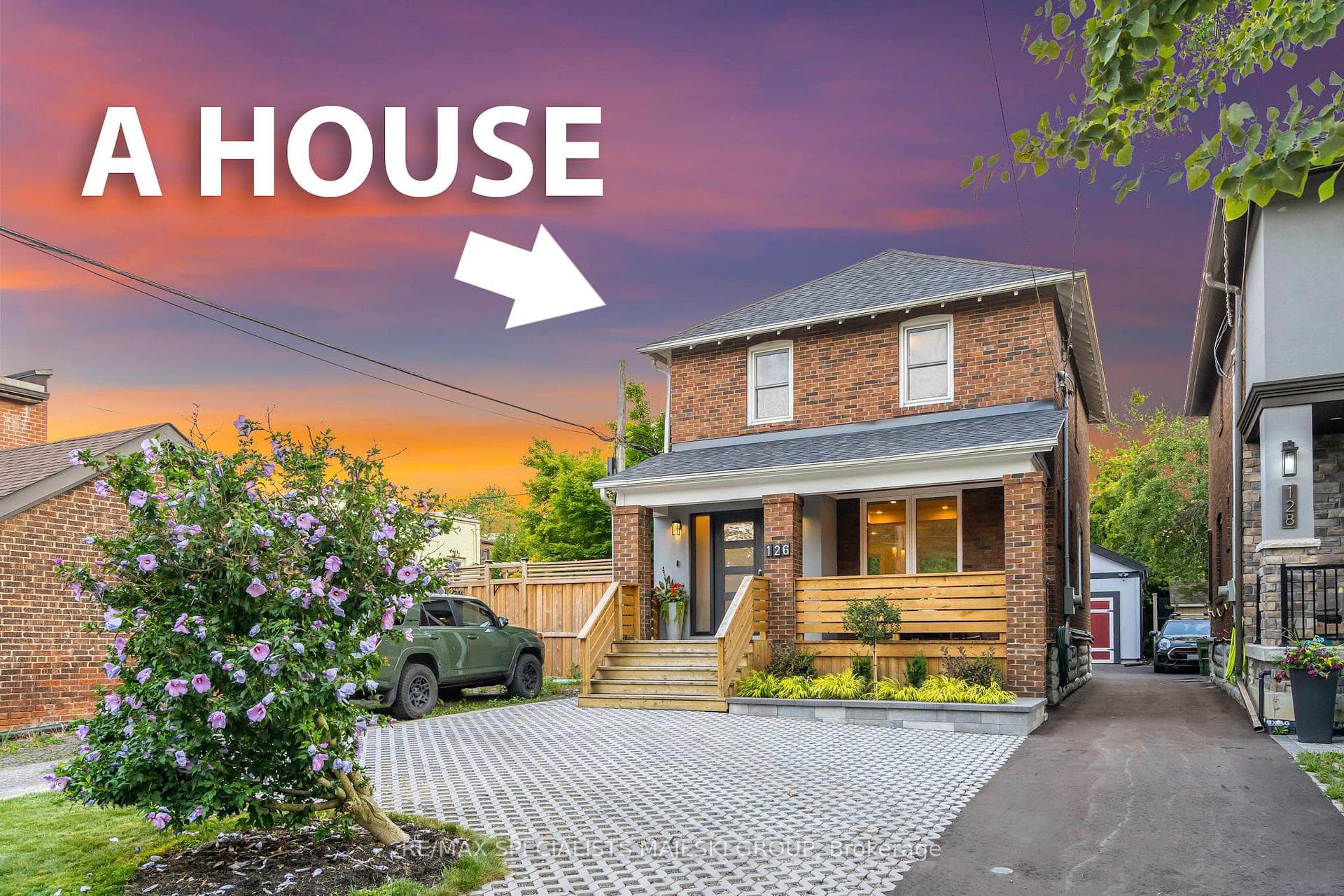 126 Queens Avenue, Liberty Village / Parkdale / South Parkdale, ON M8V 2N6 - Photo 1