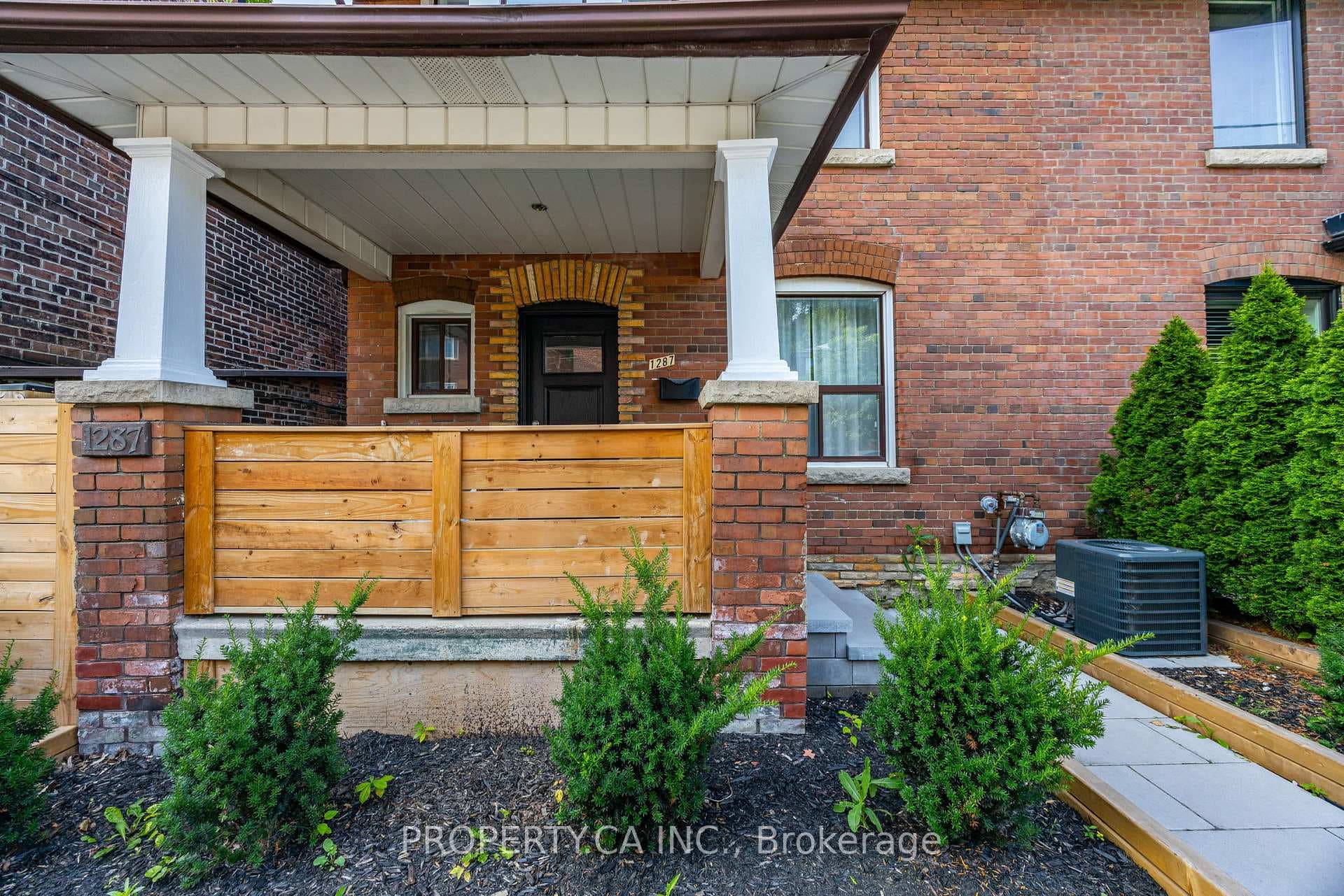 1287 Davenport Road, Bloor West Village / Swansea, ON M6H 2H3 - Photo 1