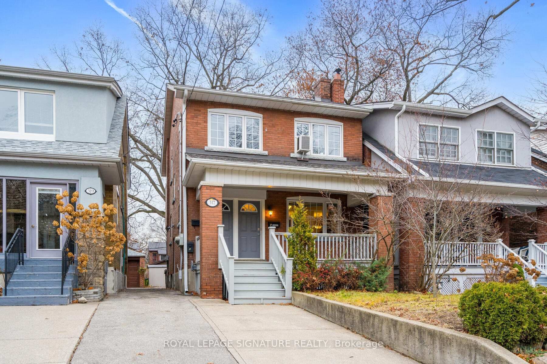 317 A Durie Street, Bloor West Village / Swansea, ON M6S 3G2 - Photo 1