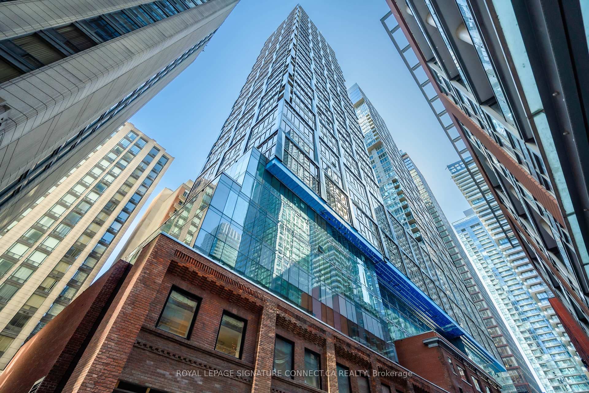 15 Mercer Street Unit 317, Toronto C01
