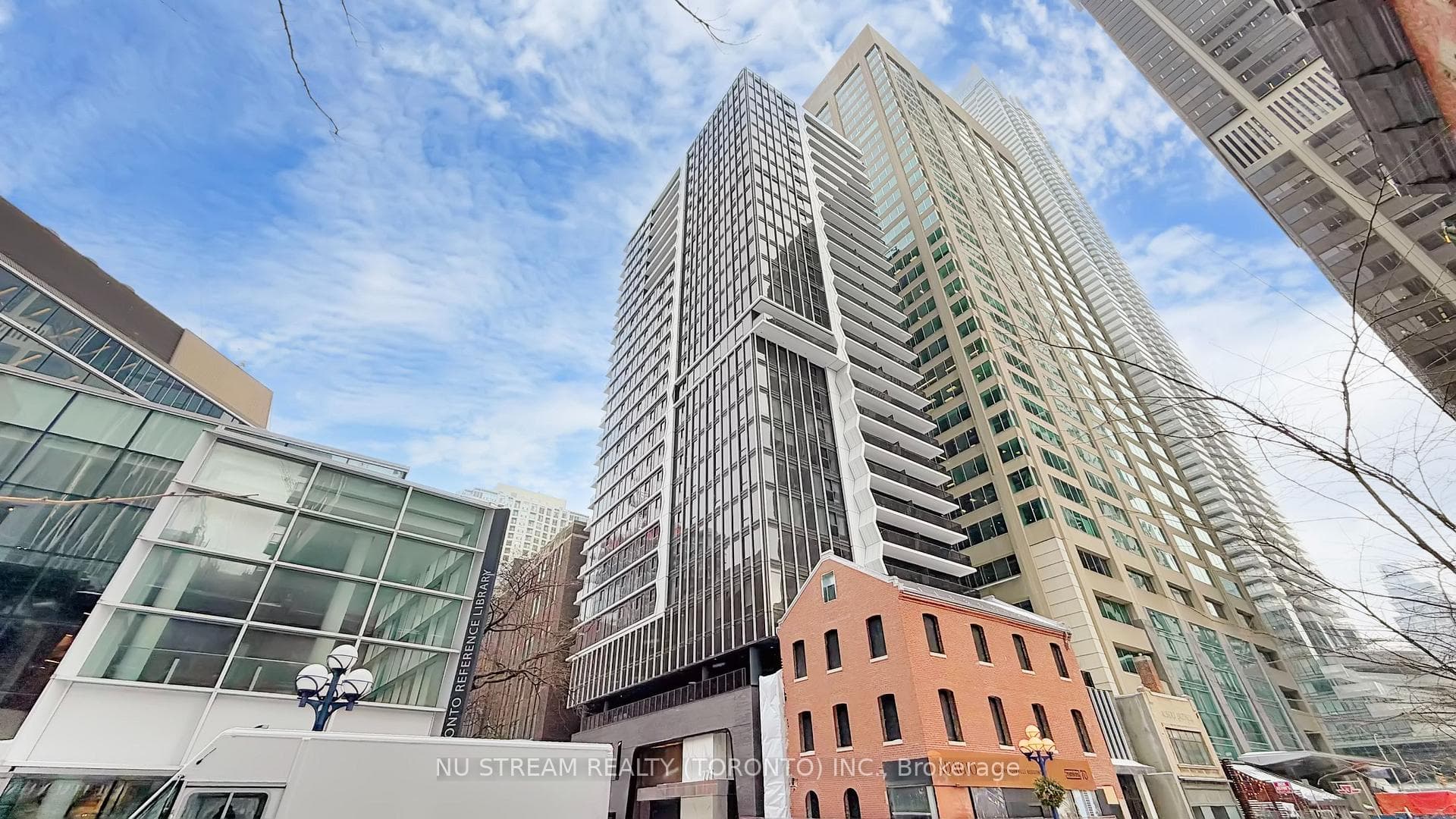 771 Yonge Street Unit 2011, Rosedale / Moore Park, ON M4W 0B8 - Photo 1
