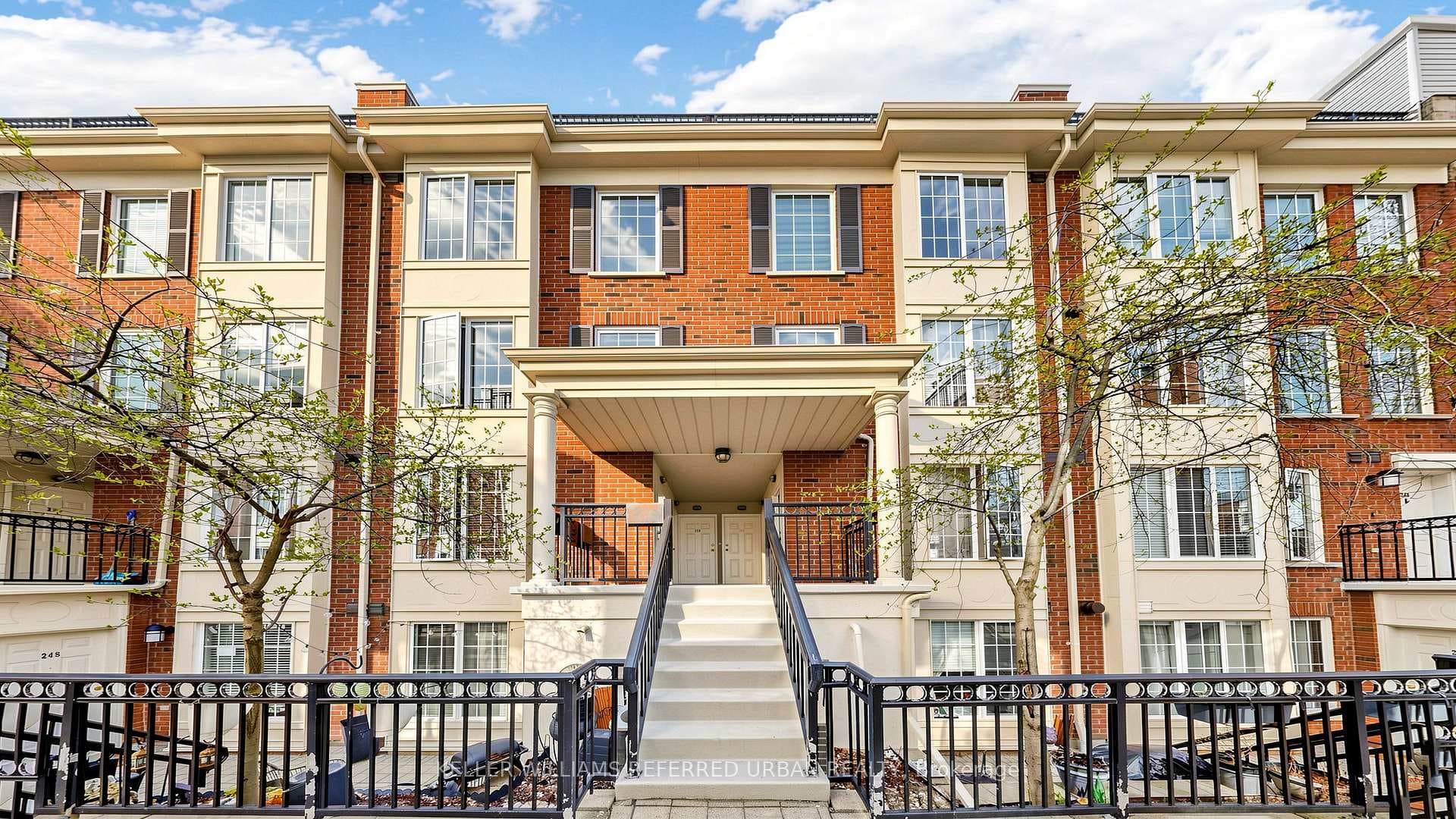3 Everson Drive Unit 254, Willowdale / Newtonbrook, ON M2N 7L4 - Photo 1