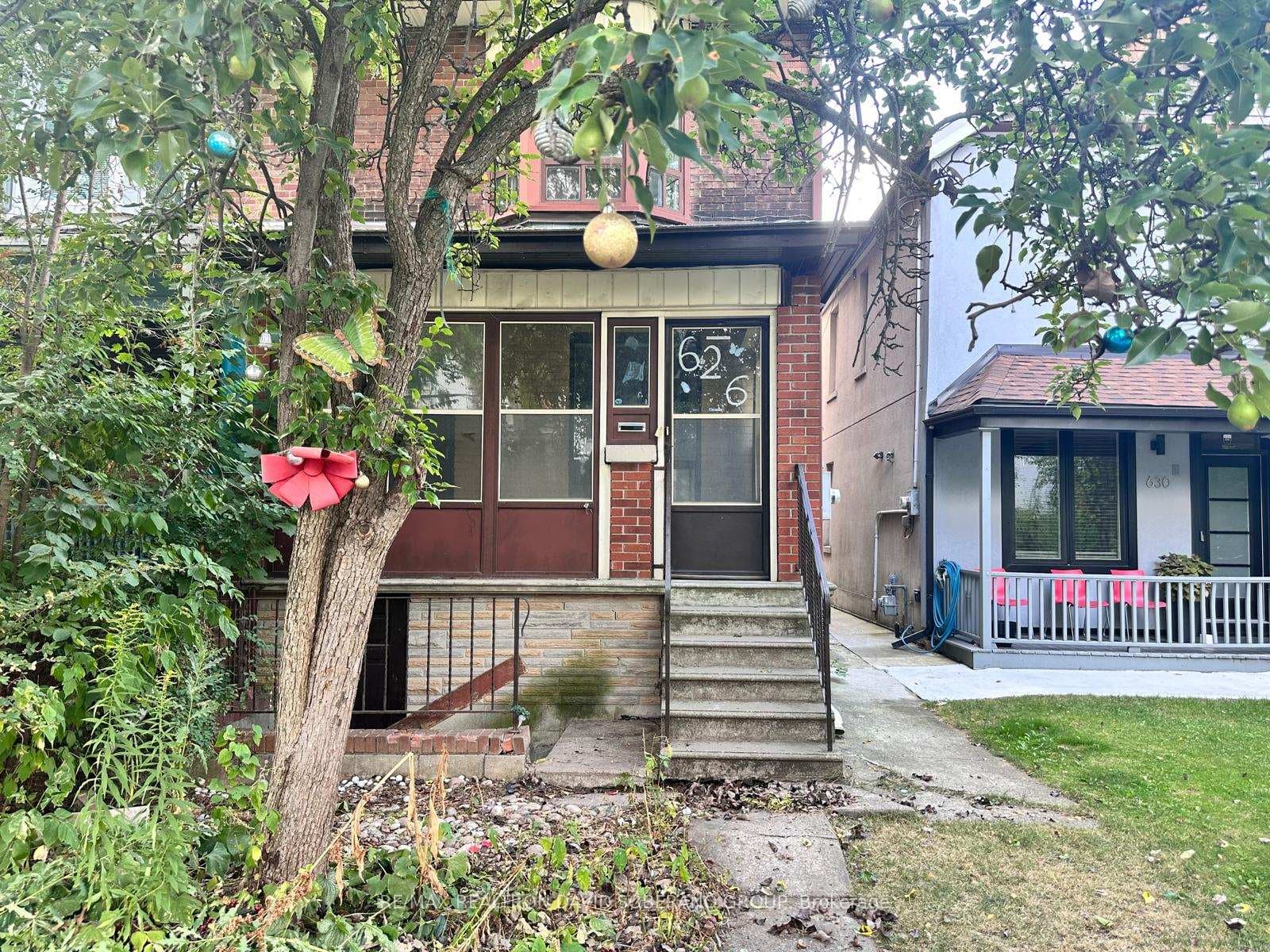 626 Shaw Street, Downtown Toronto / Waterfront, ON M6G 3L7 - Photo 1